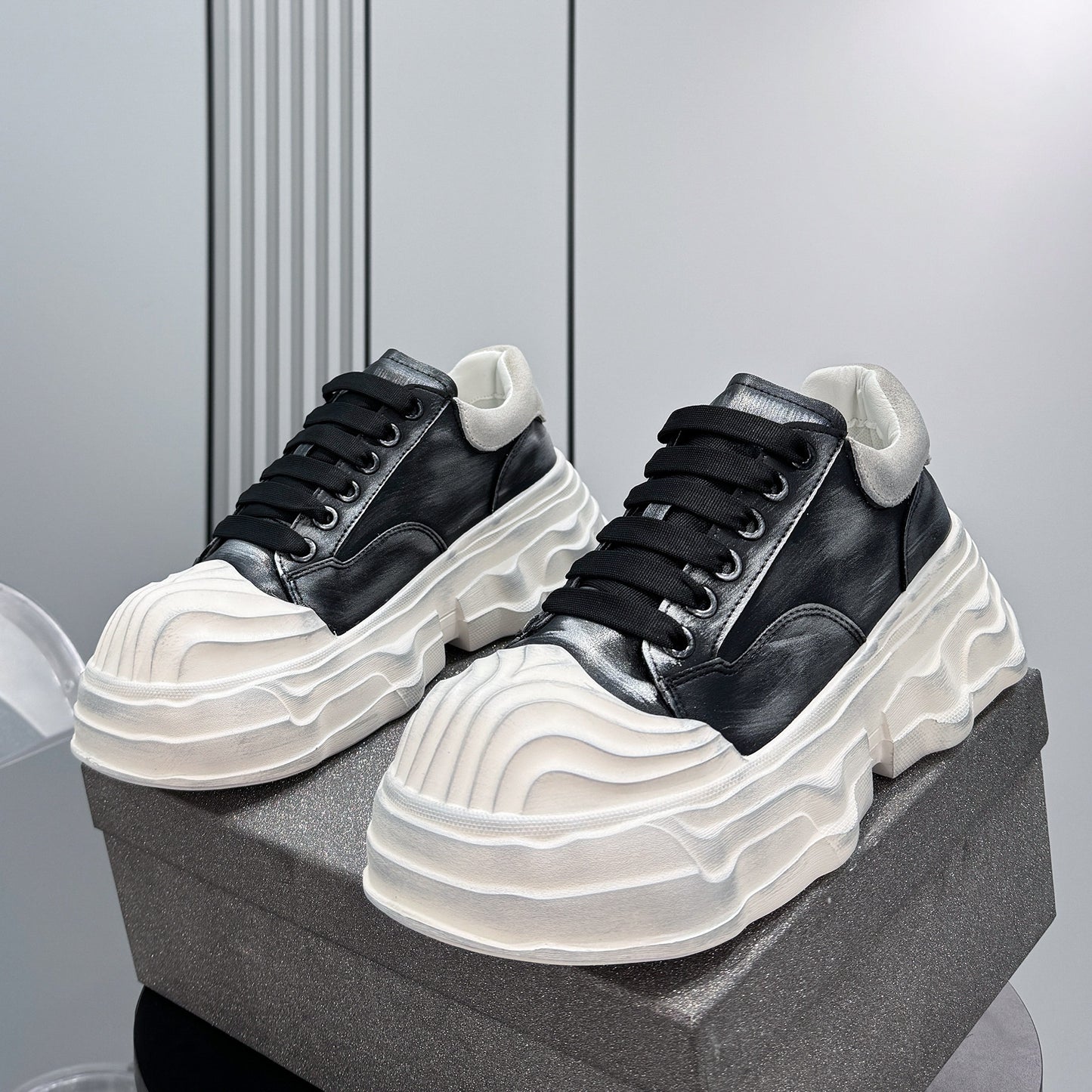 Washed Platform Chunky Sole Sneakers WN24604