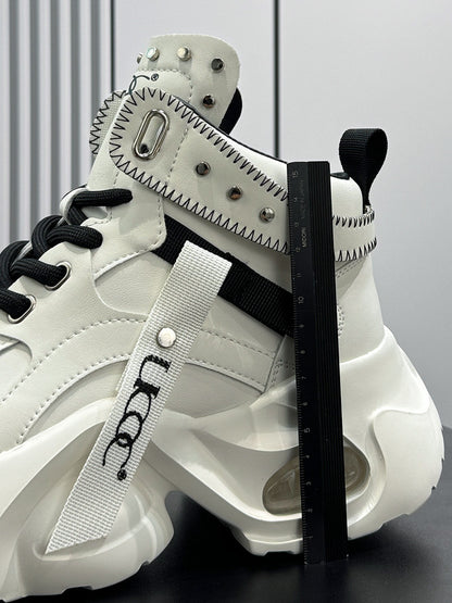 Studs Strap Buckle High-Top Chunky Sole Sneakers WN24584