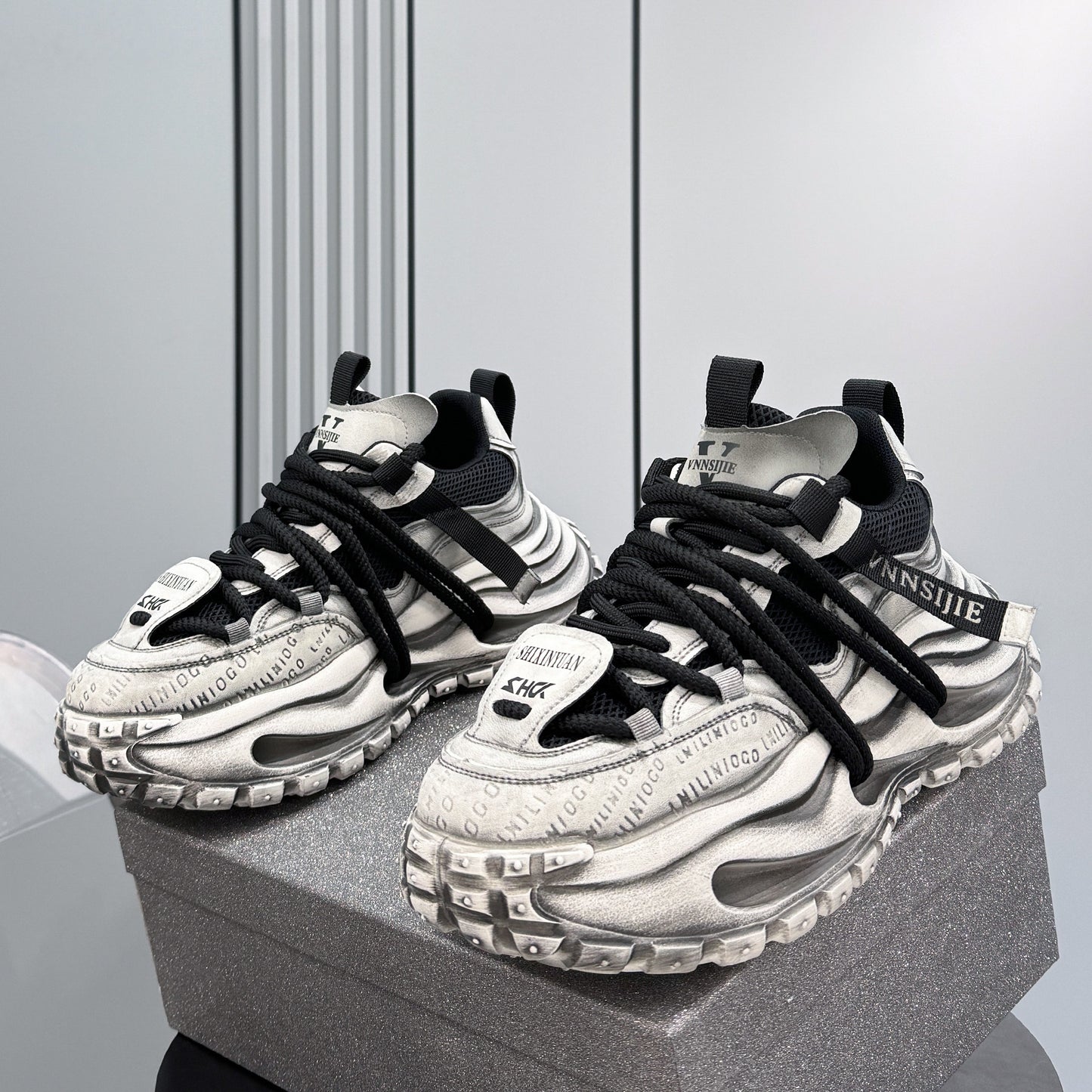 Embroidery Rope Lace Chunky Sole Sneakers WN24689