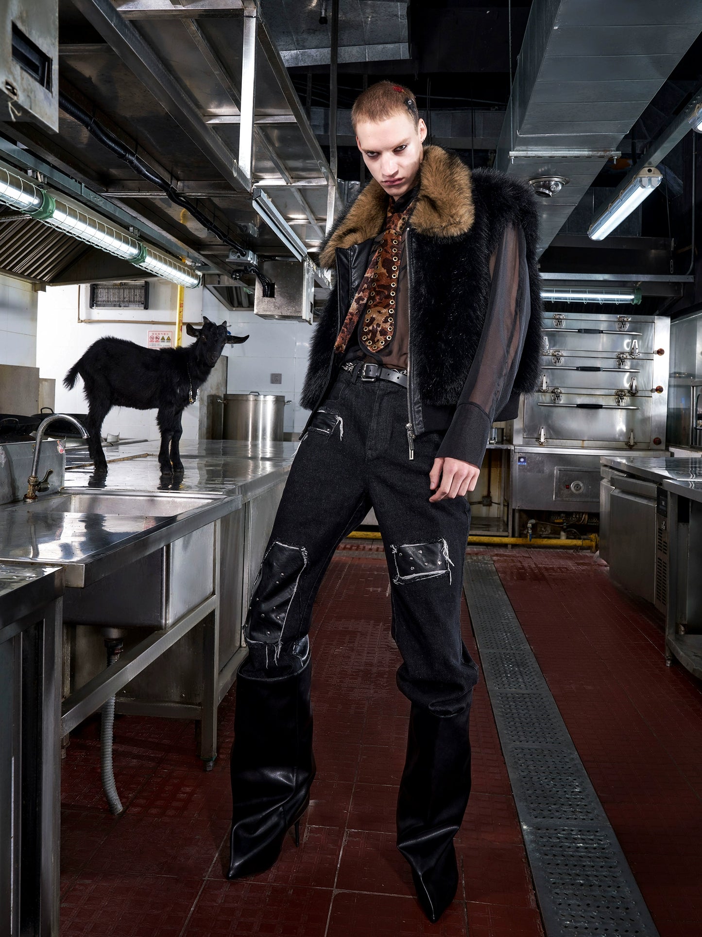 Metal Chain PU Leather Belt WN20946