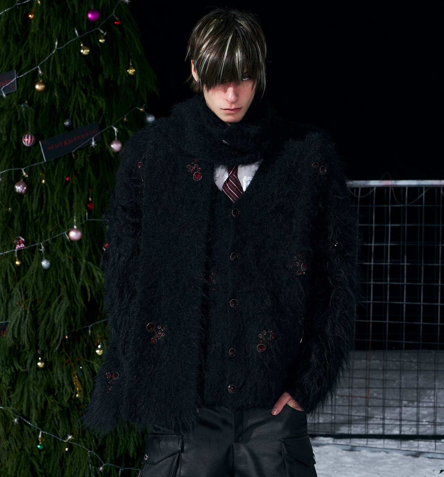 V-Neck Scarf Design Knit Cardigan & Fake Fur Scarf WN22708