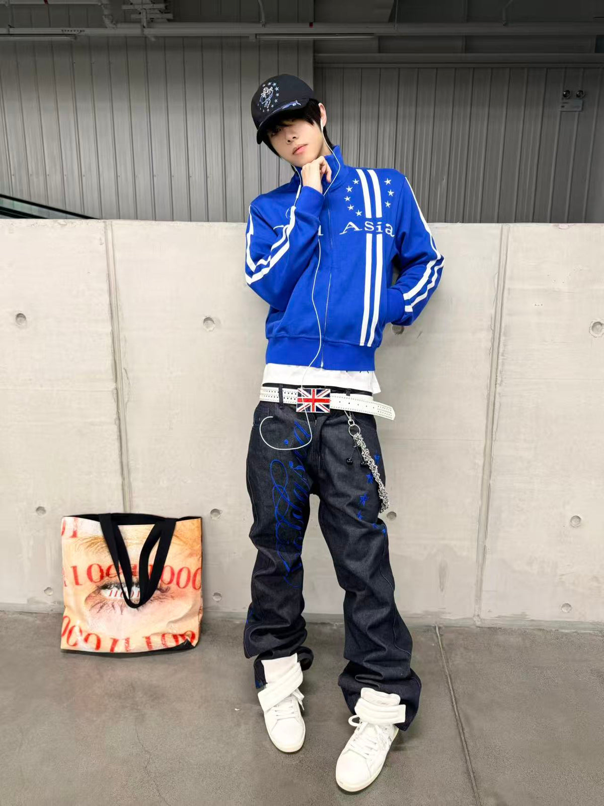 Stand Neck Stripe Logo Print Jacket WN27174