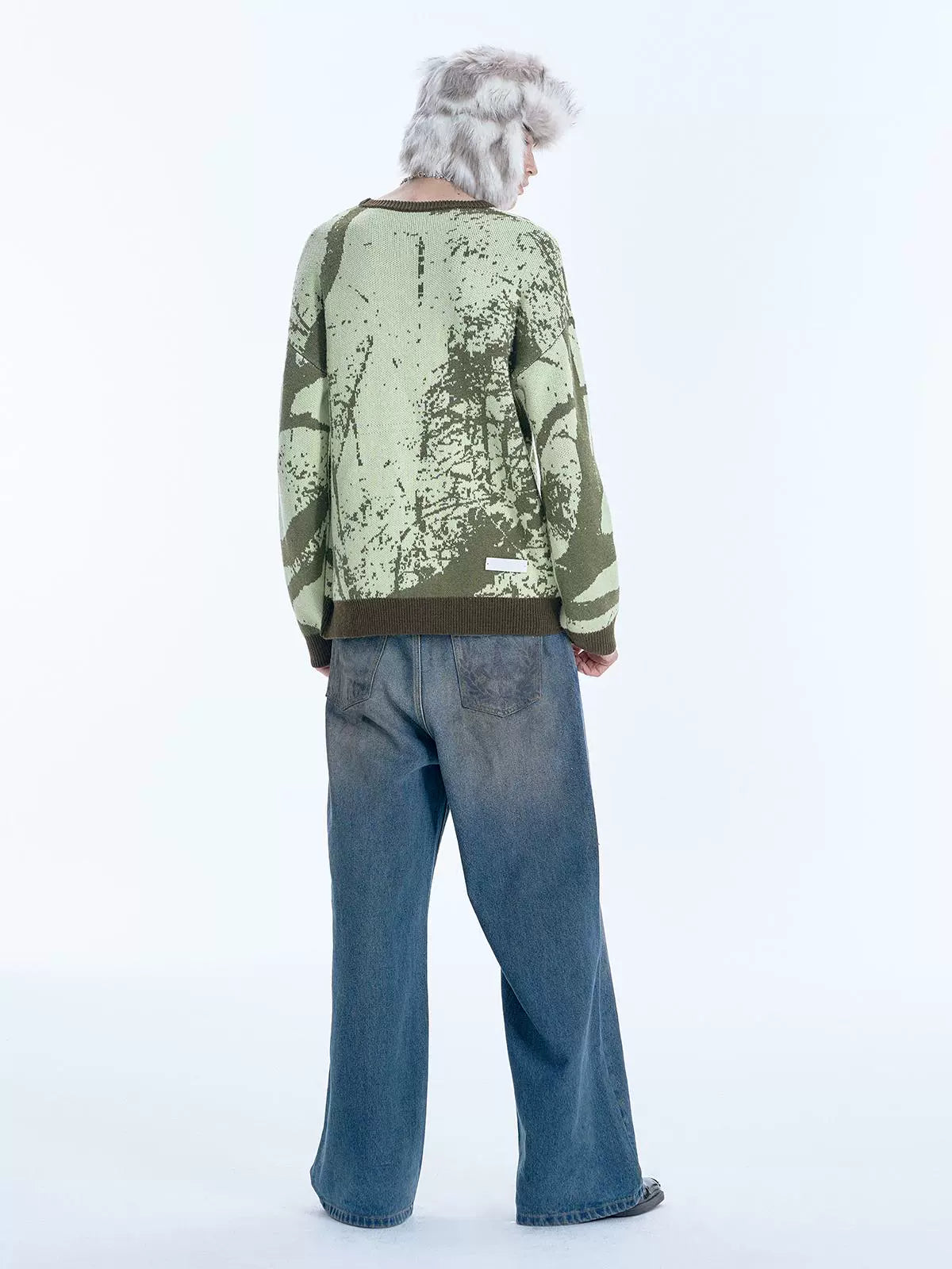 Graphic Design Print Blend Knit Sweater WN18941