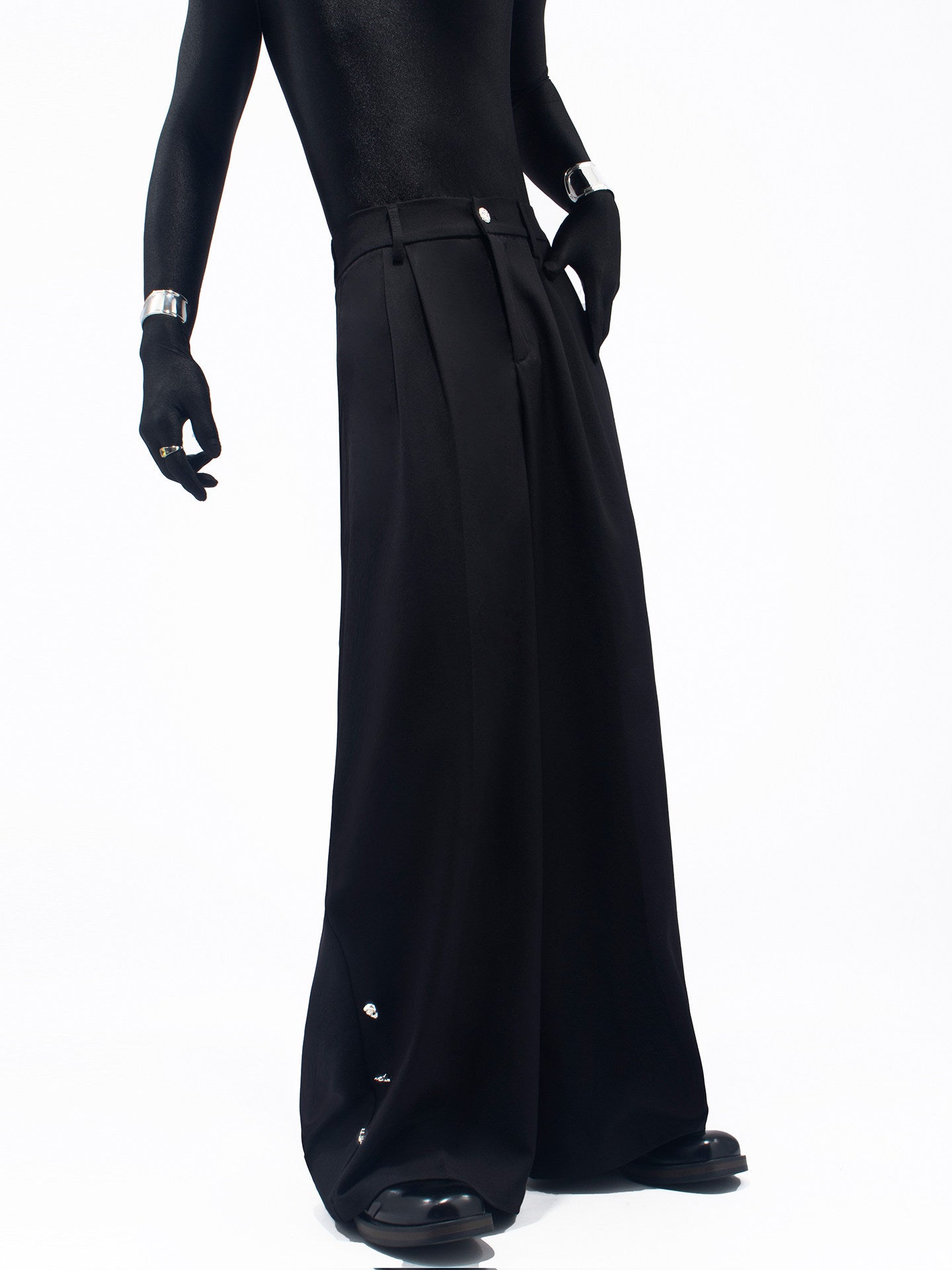 Metal Button Design Wide Leg Trousers WN23746