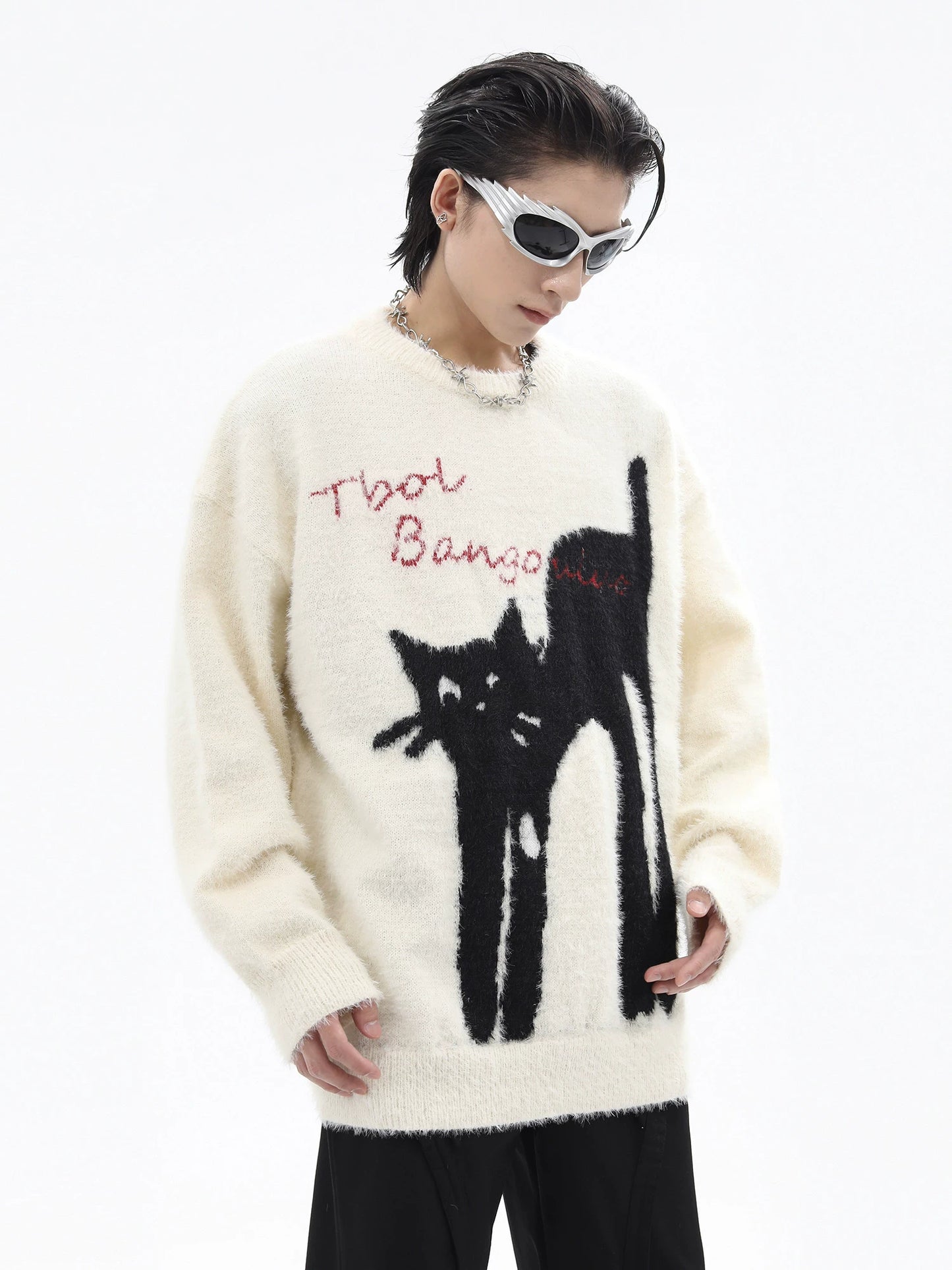 Cat Design Thick Round Neck Oversize Knit Sweater WN10249