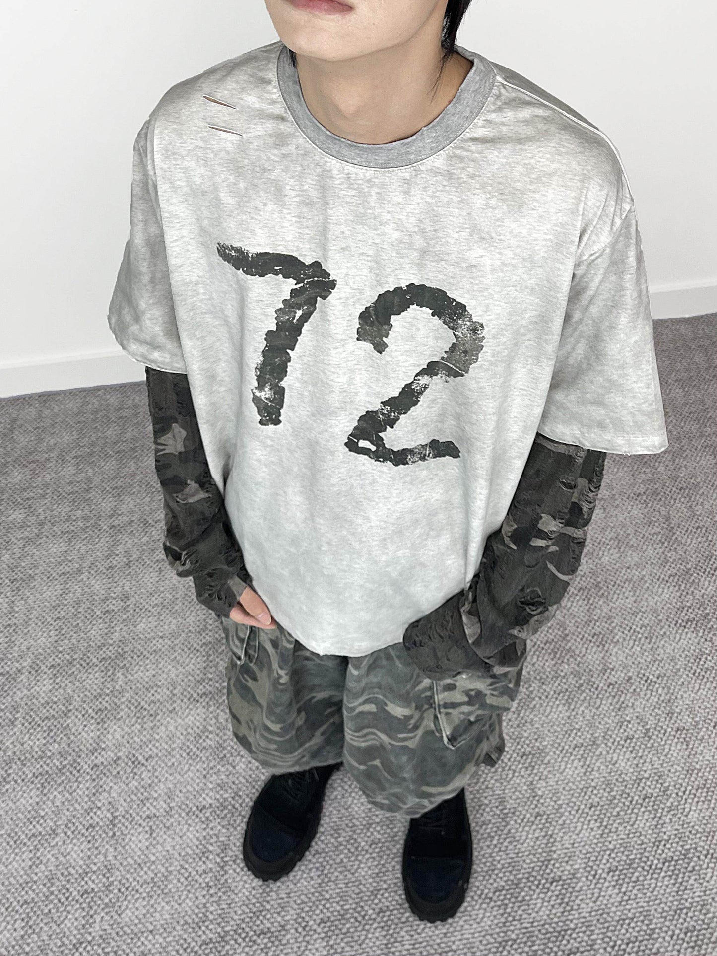 Fake Layered Number Print Damage Long Sleeve T-Shirt WN24286