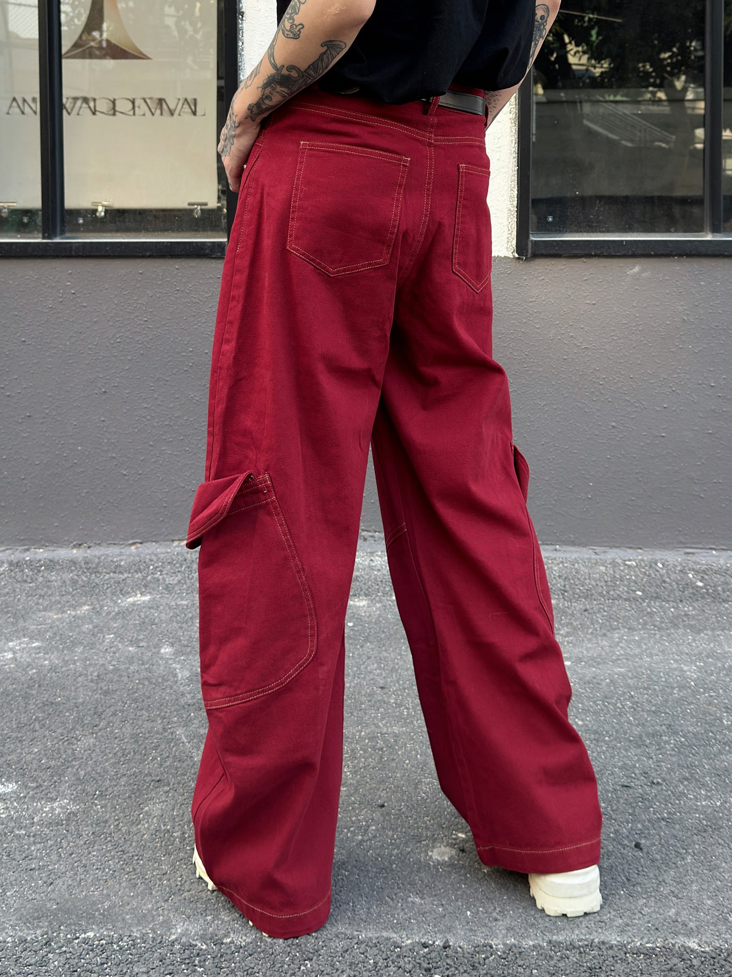 Structure Design Curved Cut Contrast Stitching Wide Leg Denim Jeans WN23018