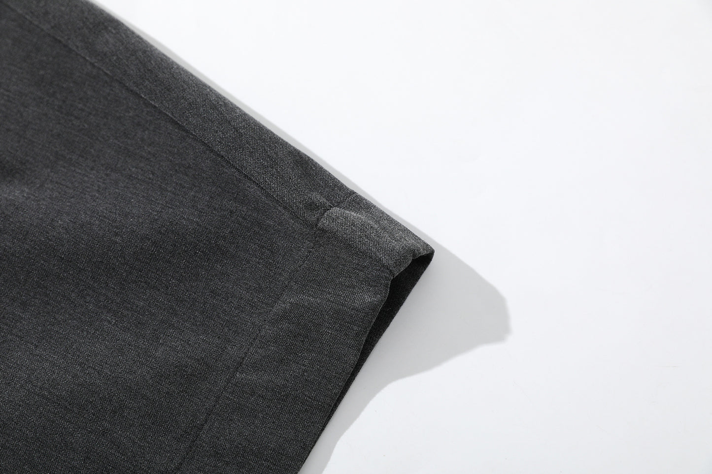 Deconstruction Pleats Curved Trousers WN26012