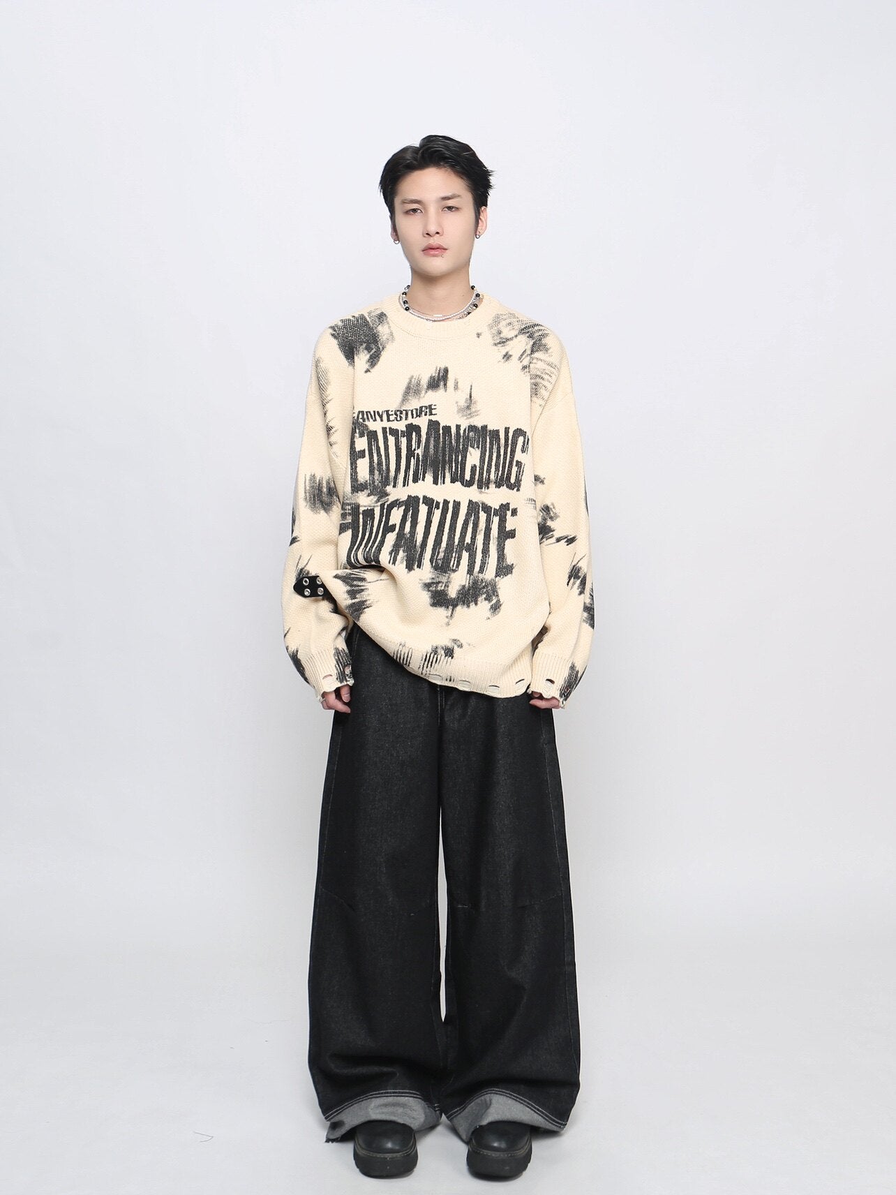 Spray Paint Print Oversize Knit Sweater WN24413