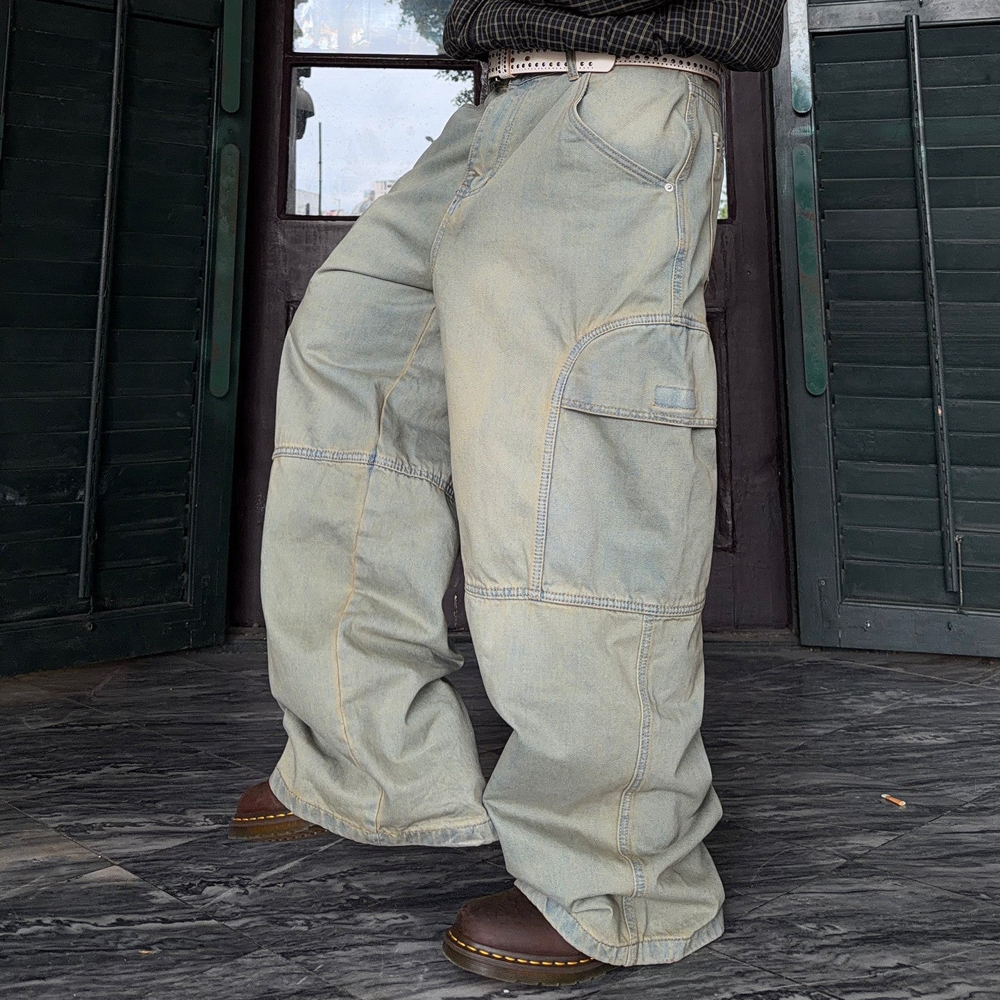 Washed Panel Design Wide Leg Denim Jeans WN24369