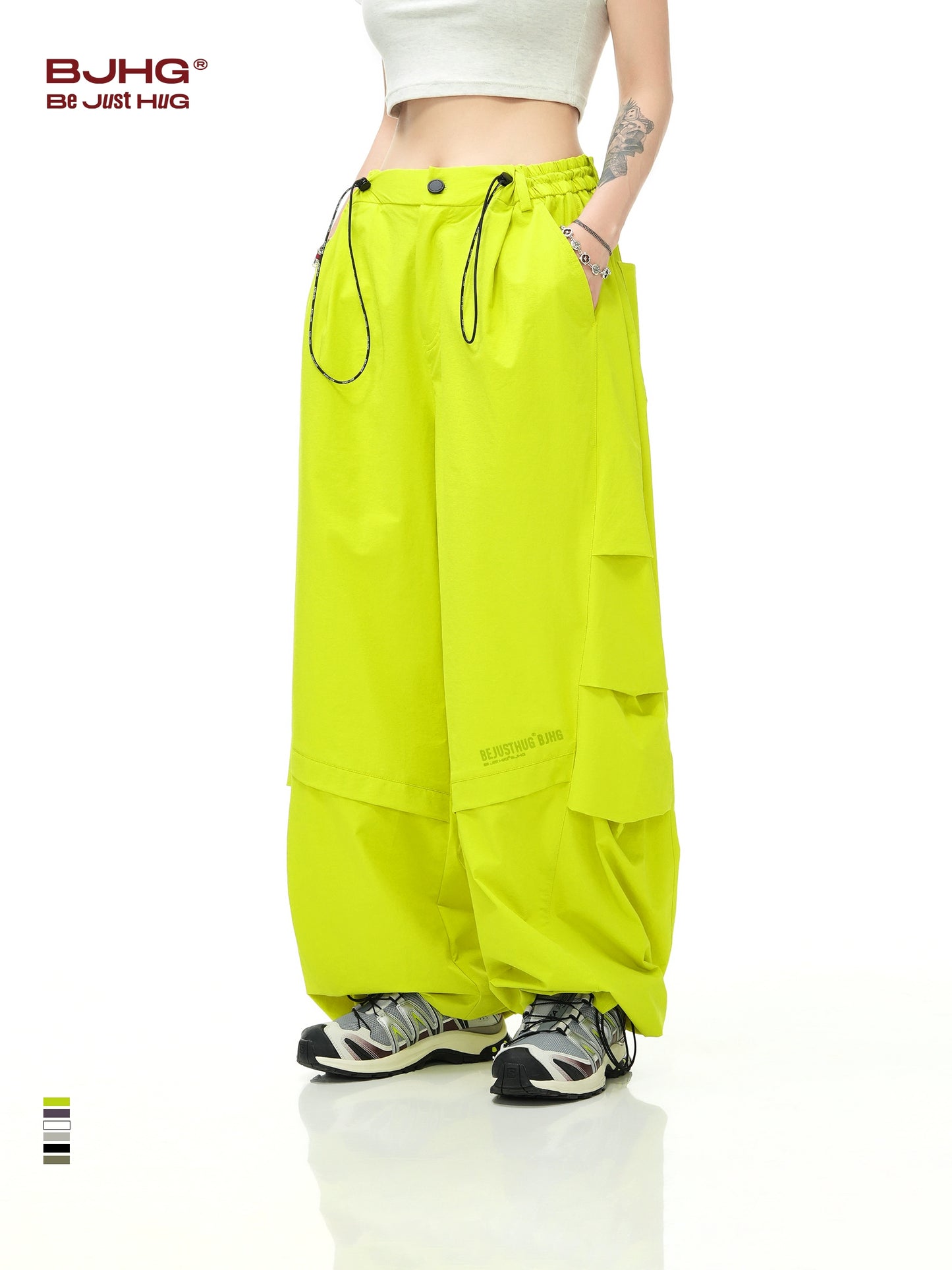 High-neck Detachable Sleeve Sporty Jacket & Wide Leg Sporty Cargo Pants Setup WN9716