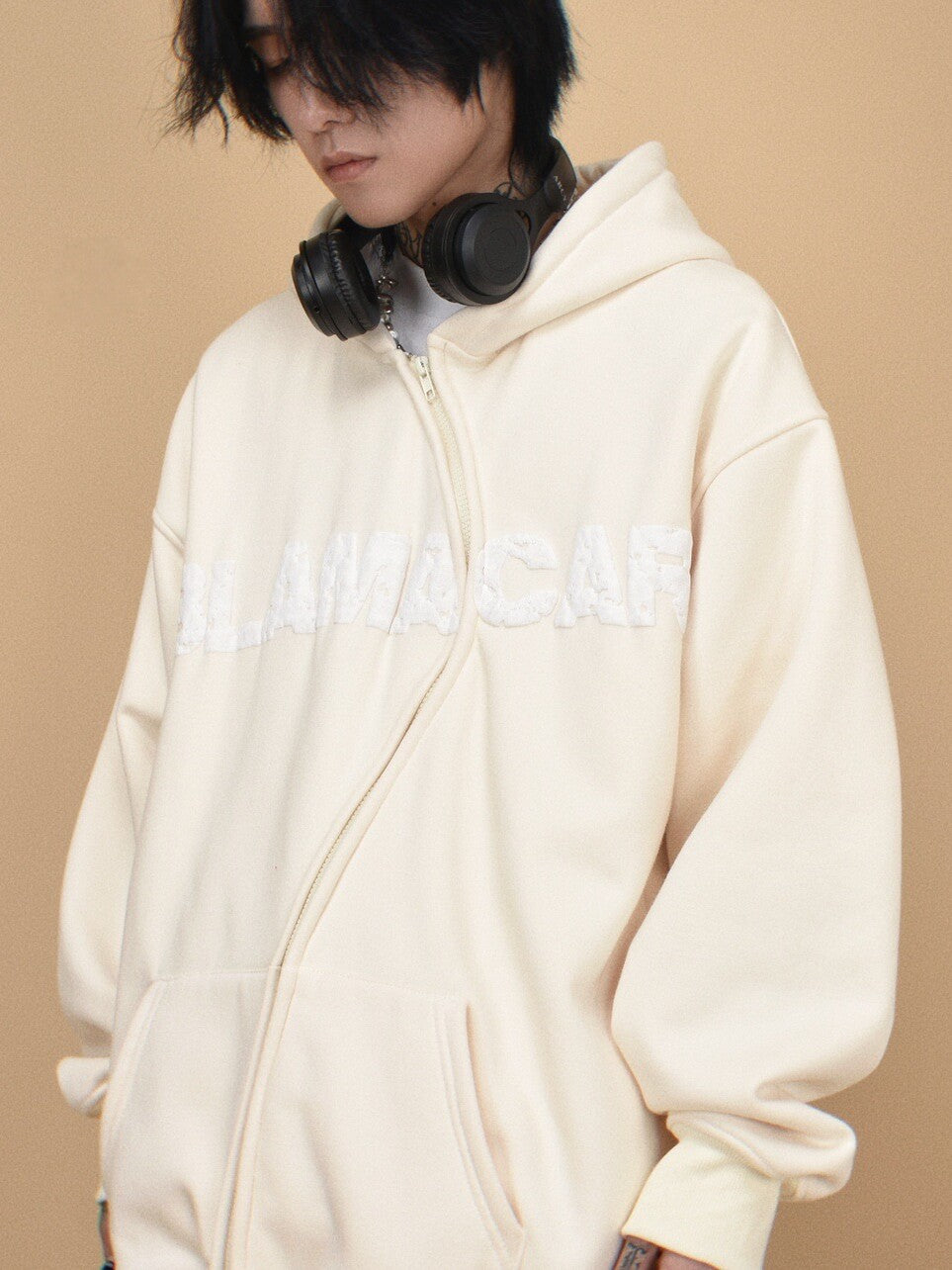 Asymmetrical Zipper Graphic Print Fleece-Lined Oversize Hoodie WN24407