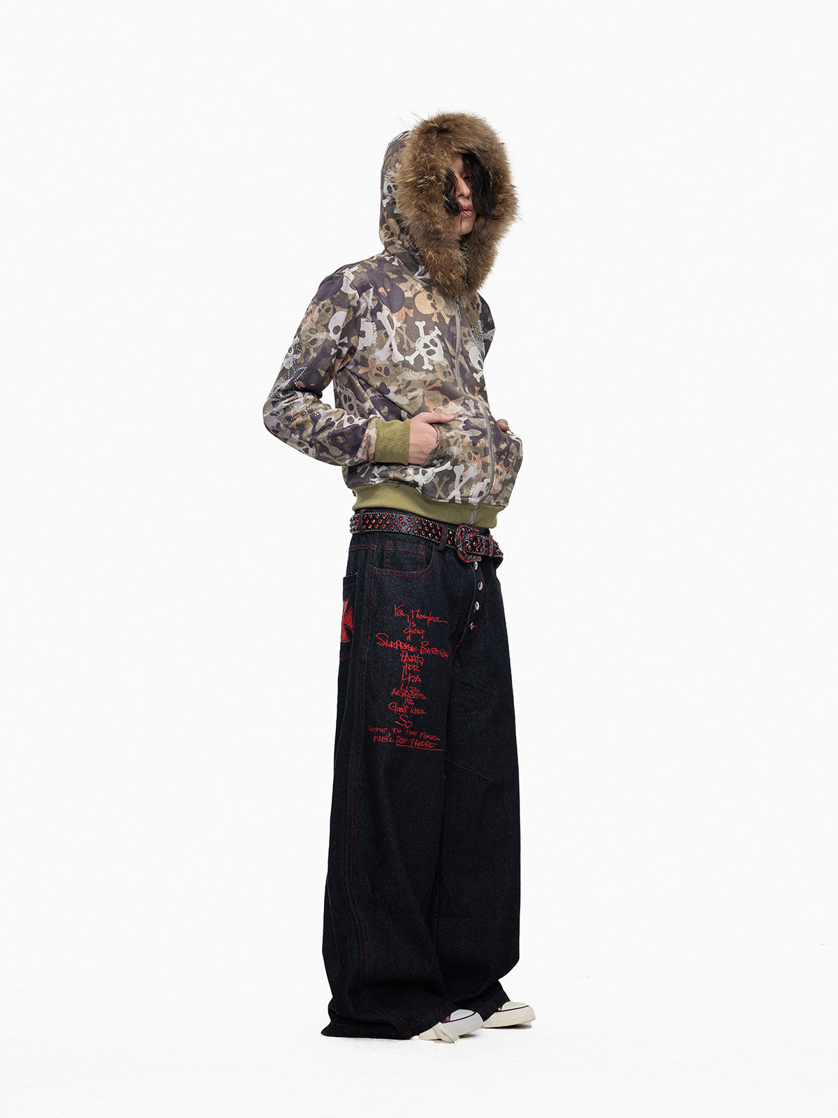 Embroidery Button-Fly Low-Rise Wide Leg Denim Jeans WN27284