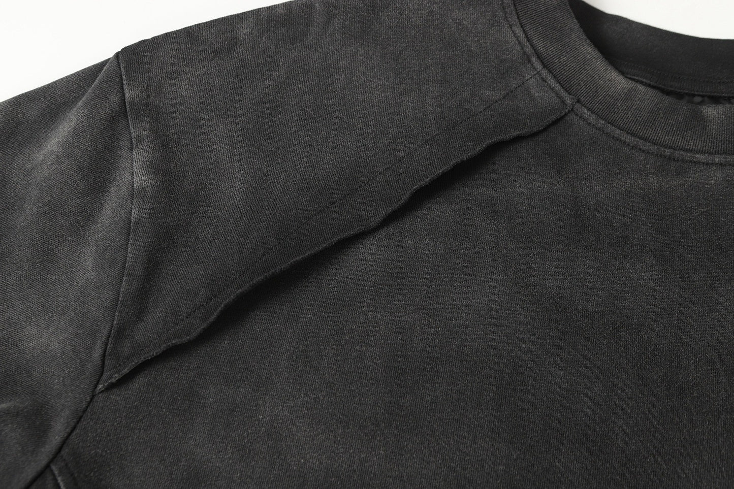 Washed Damage Raw Edge Short Sleeve T-Shirt WN23056