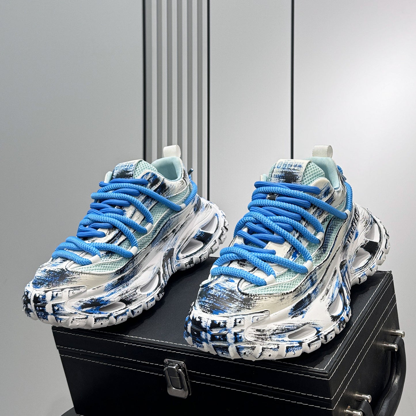 Paint Splash Mesh Chunky Sole Sneakers WN24628
