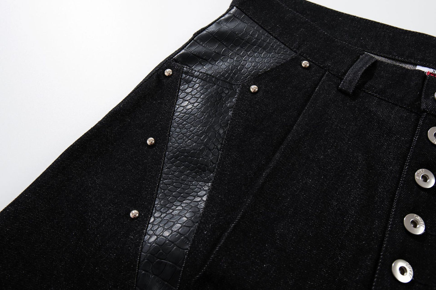 Python Pattern Rivet Denim Half Pants WN25746