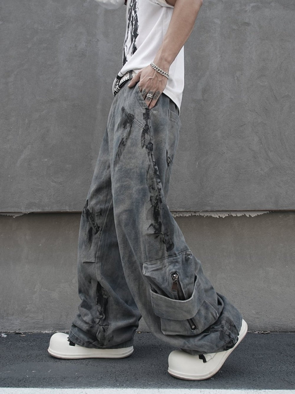 Tie-Dye Multi-Pocket Wide Leg Denim Jeans WN27857