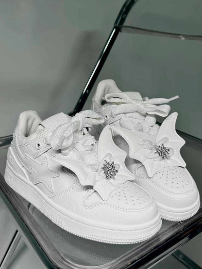 Star Patch Lace-Up Low Top Sneakers WN24134