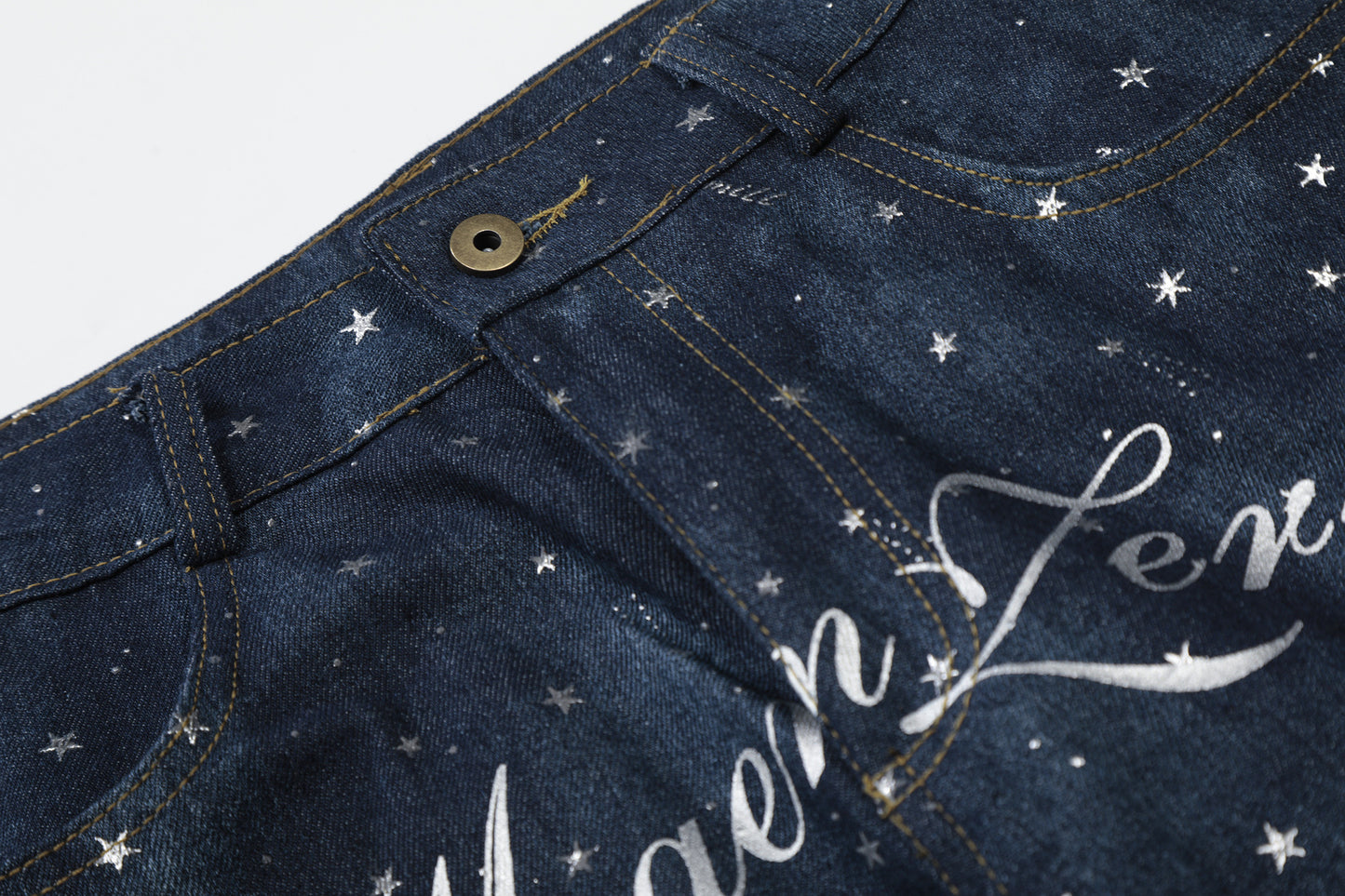 Star Print Curved Wide Leg Denim Jeans WN25696