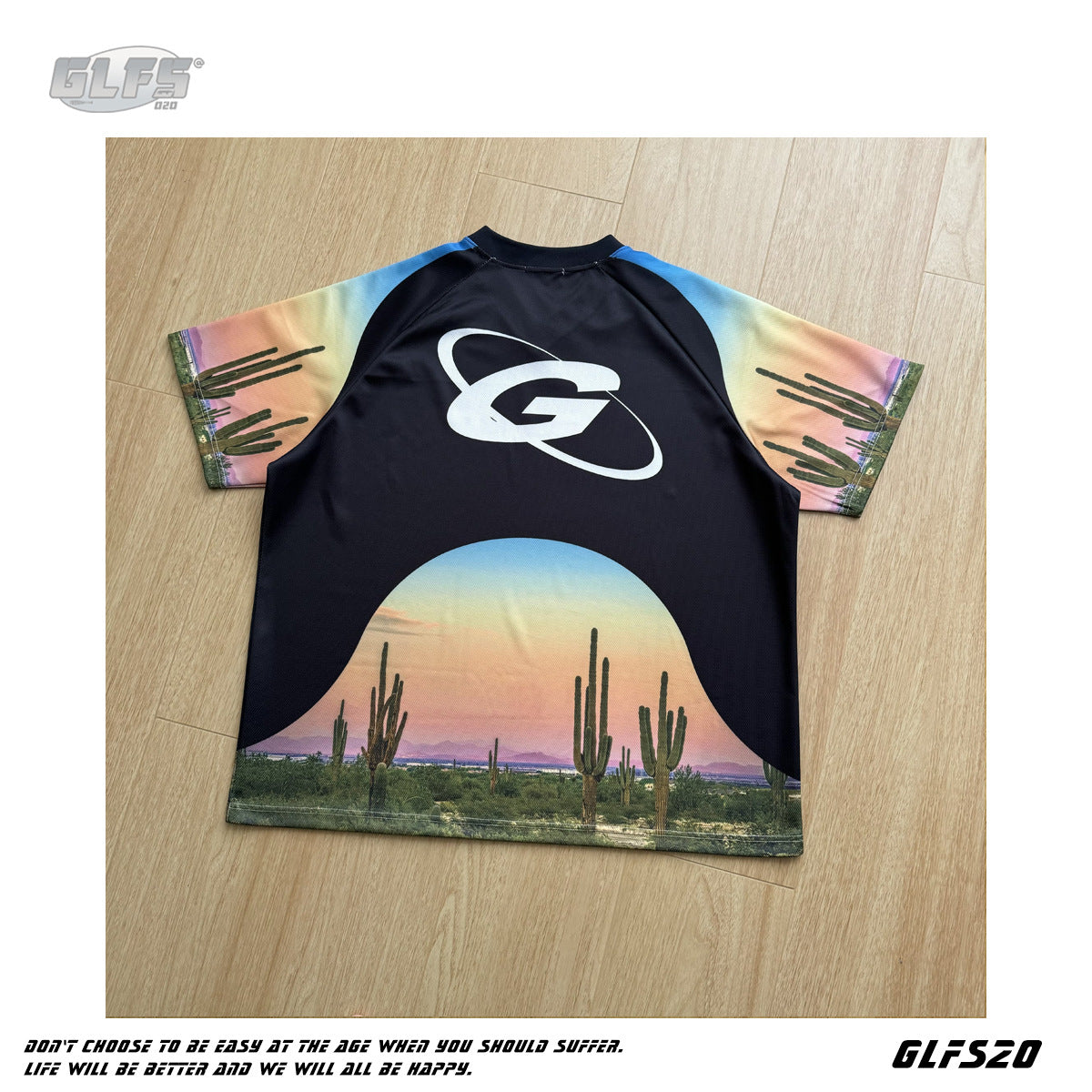 V-Neck Desert Landscape Print Short Sleeve T-Shirt WN26532