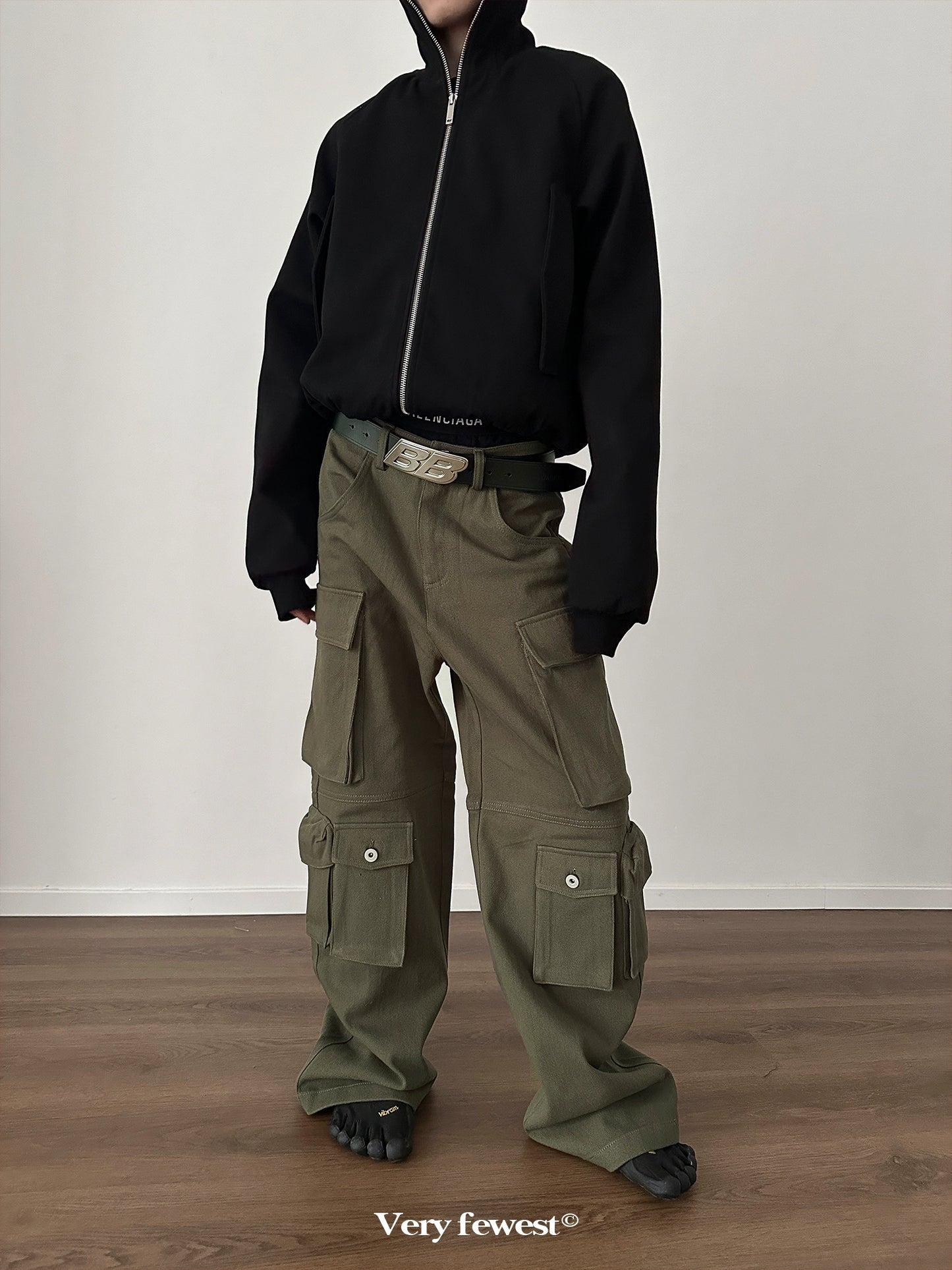 3D Pocket Cutting And Stacking Wide Leg Cargo Pants WN8862