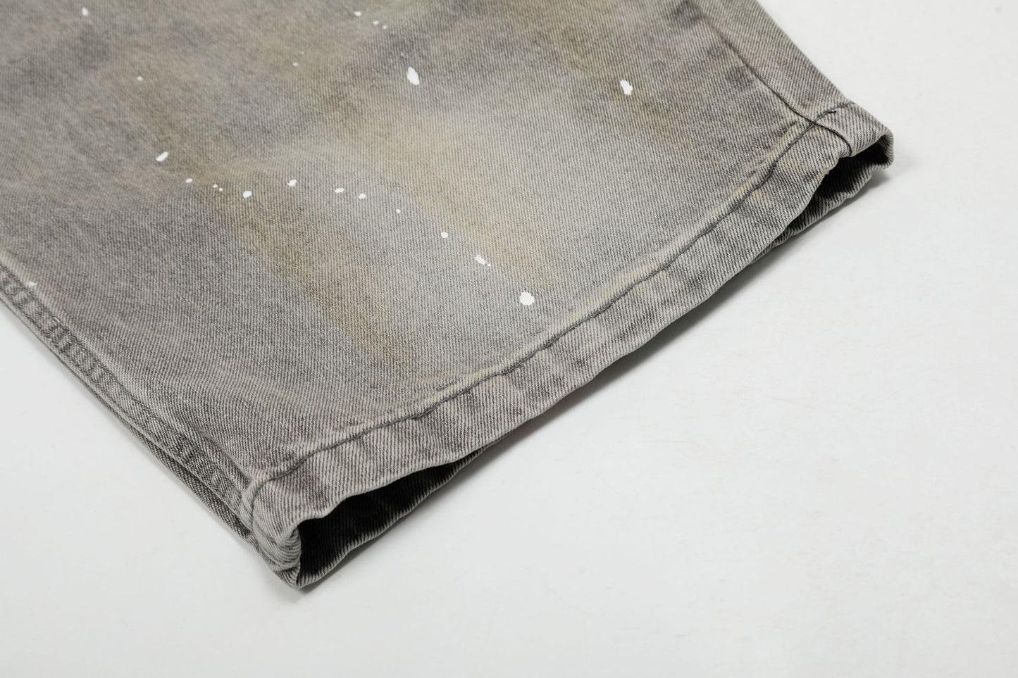 Washed Tapered Denim Jeans WN13040