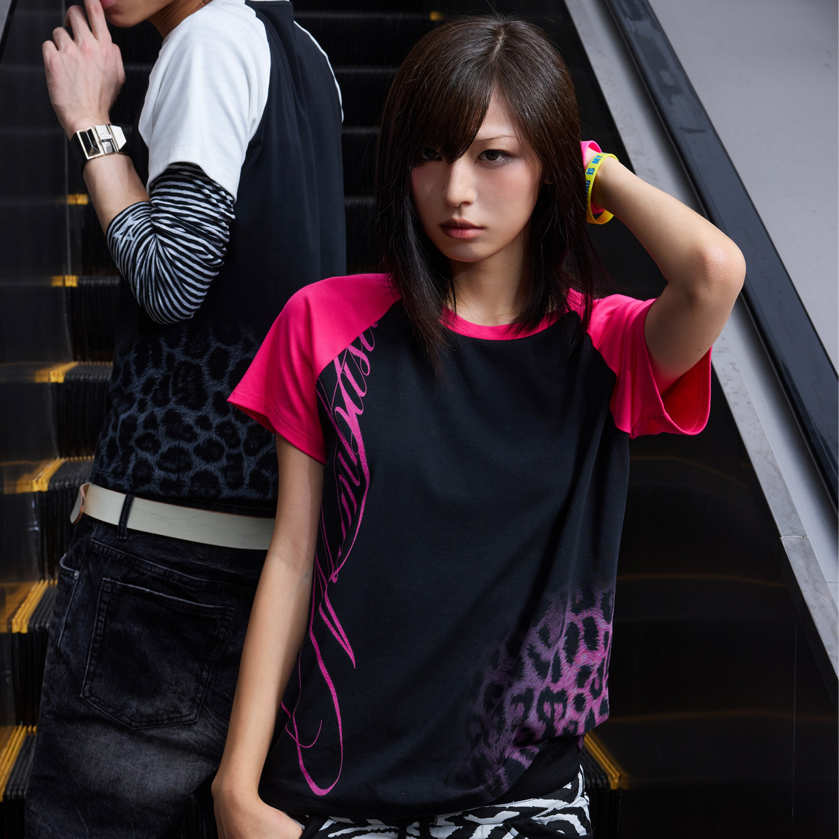 Raglan Leopard Letter Print Short Sleeve T-Shirt WN27236