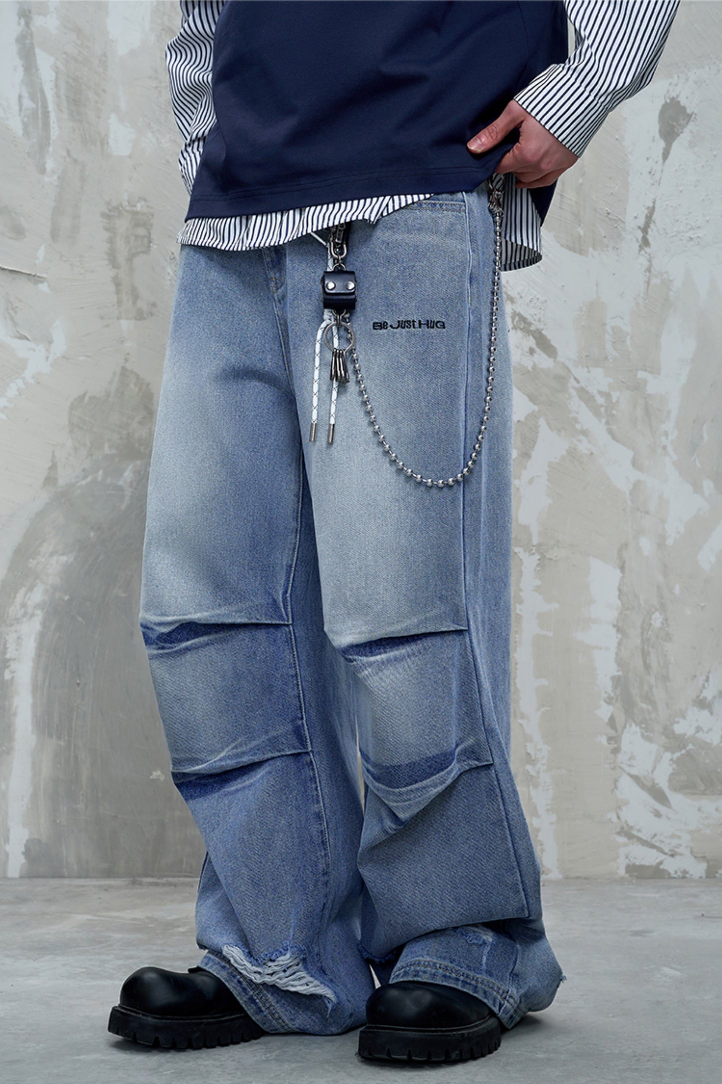 Damage Design Cargo Denim Jeans WN13173