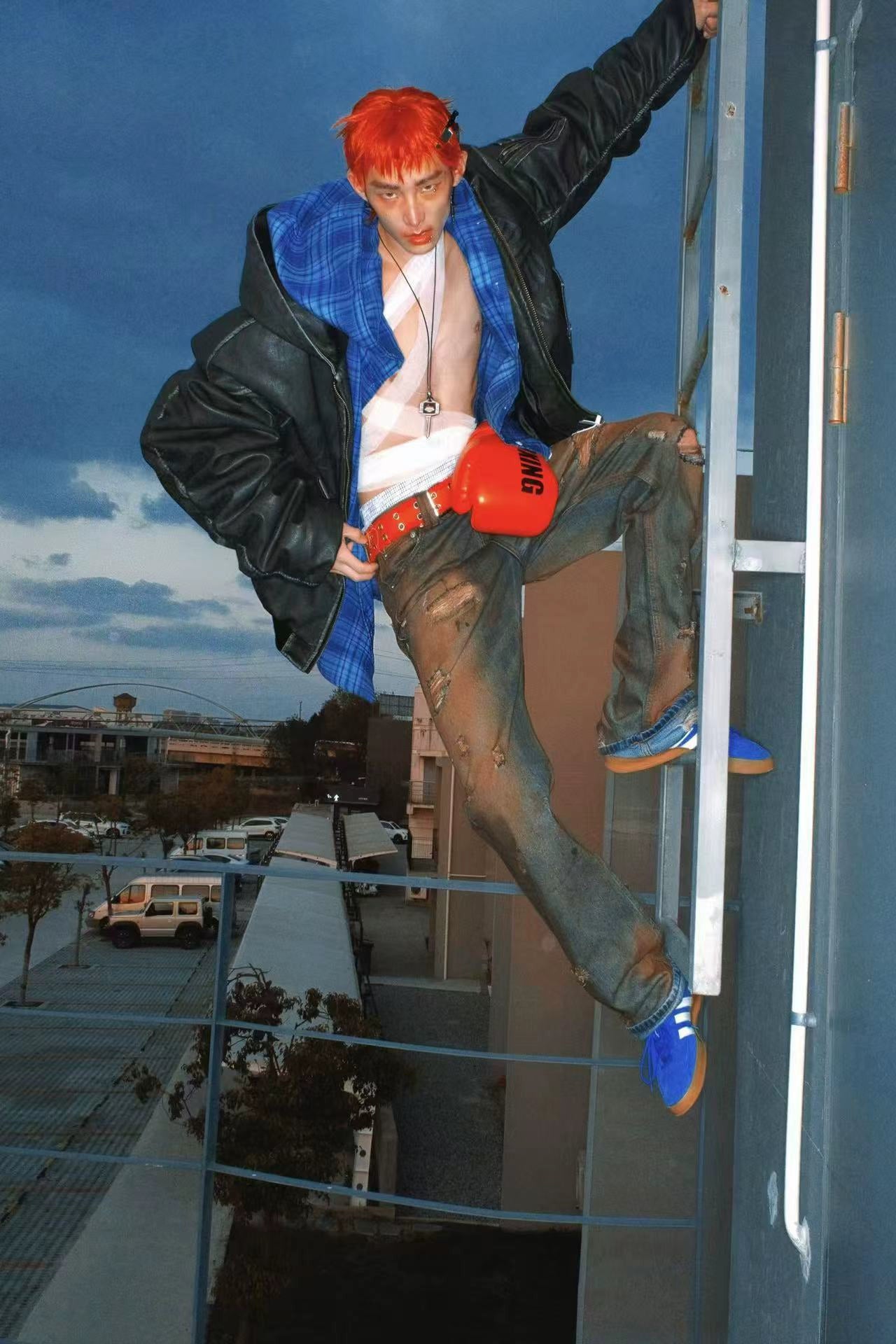 Dirty Stain Washed Damage Straight Denim Jeans WN19684