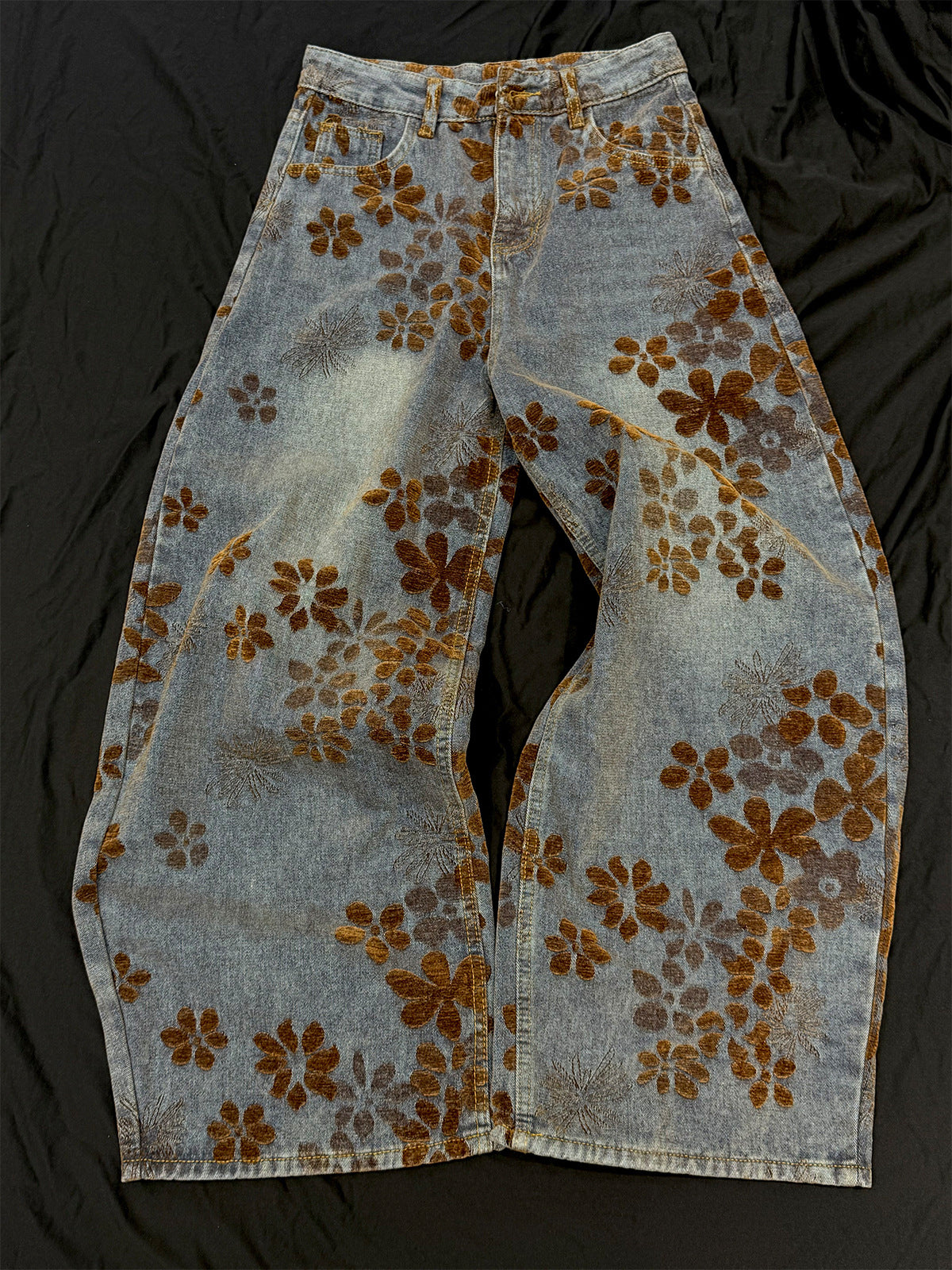 Flocked Wide Leg Curved Denim Jeans WN23031