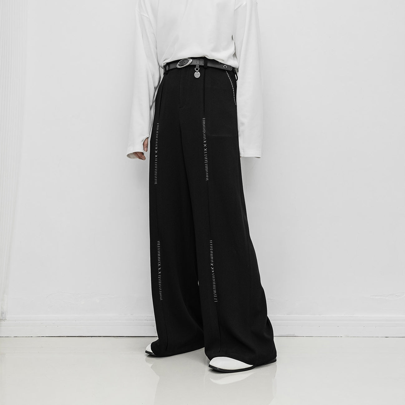 High-Waist Wide-Leg Trousers WN11818
