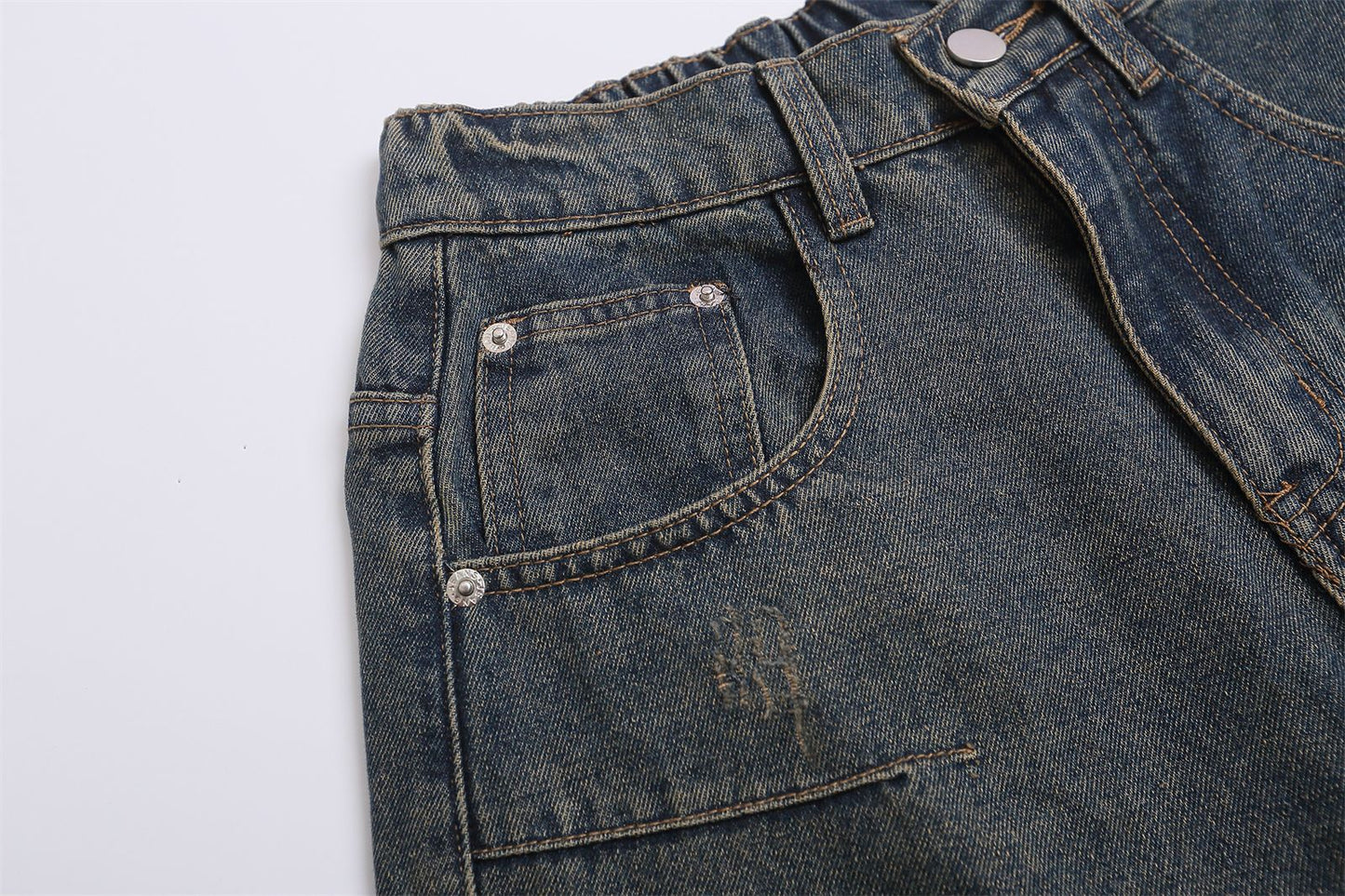 Wide Leg Multi-Pocket Washed Cargo Denim Jeans WN26925