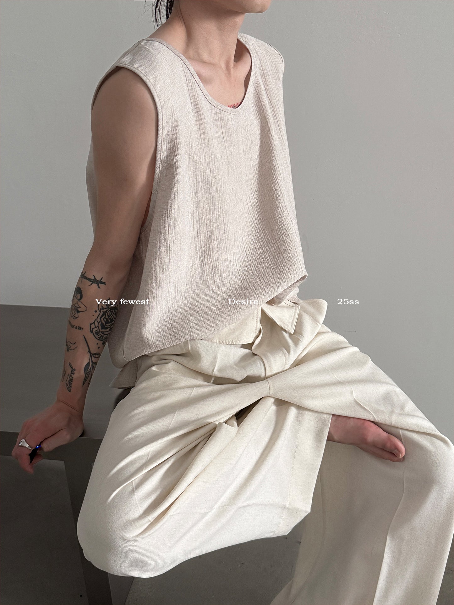 Draping Oversize Sleeveless T-Shirt WN15290