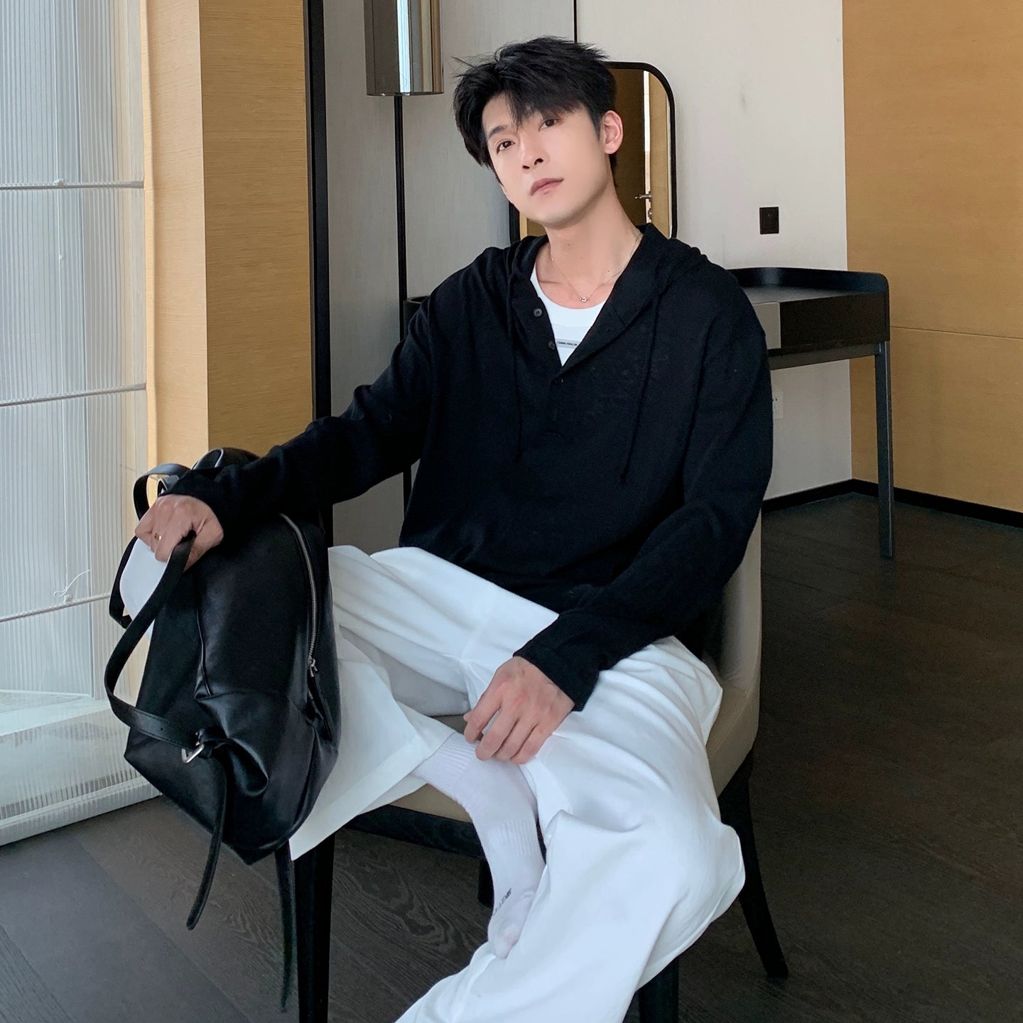 Lightweight Pullover Long Sleeve T-shirt WN20482