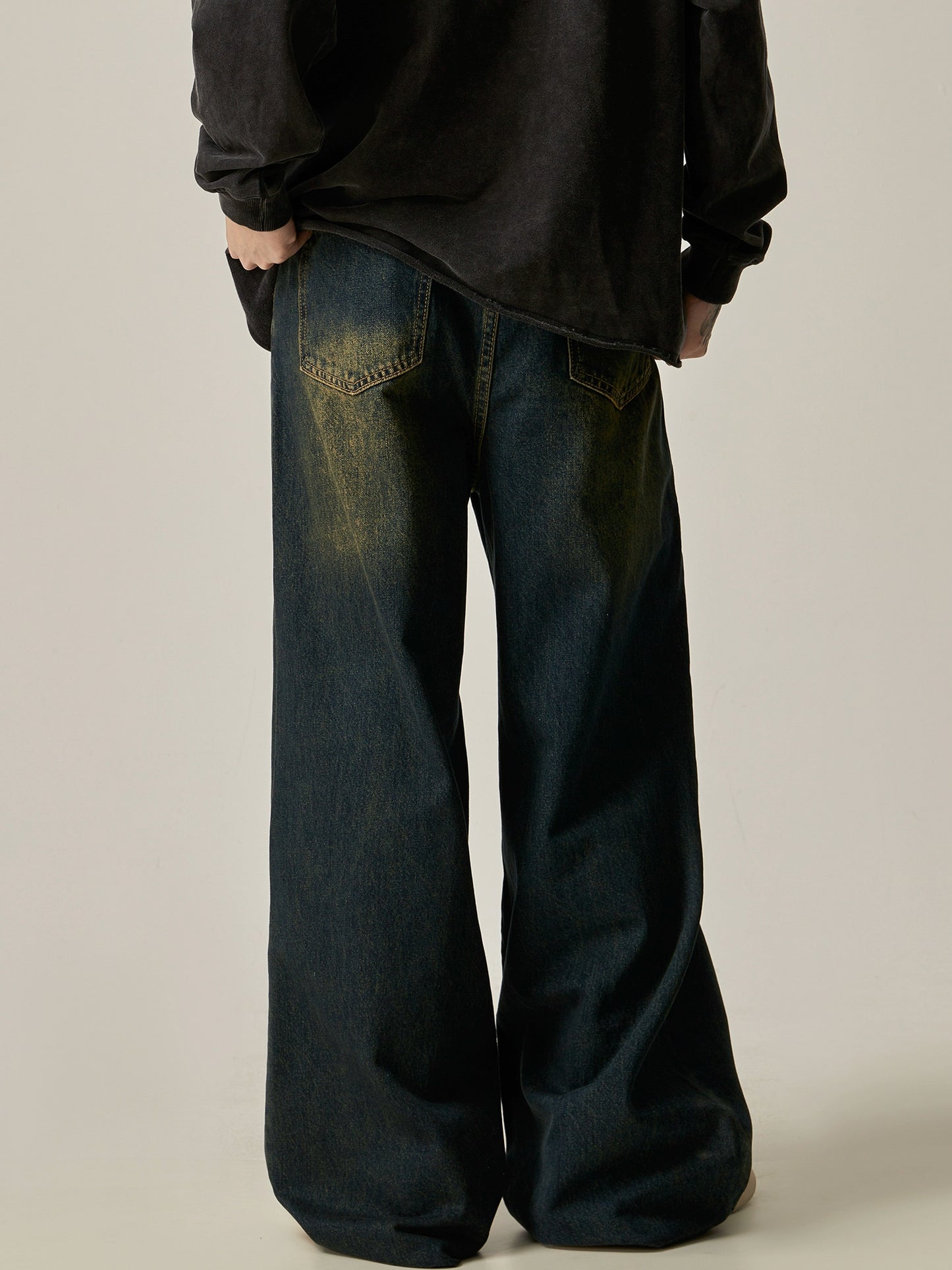 Wide-leg Semi Flare Denim Jeans WN6236