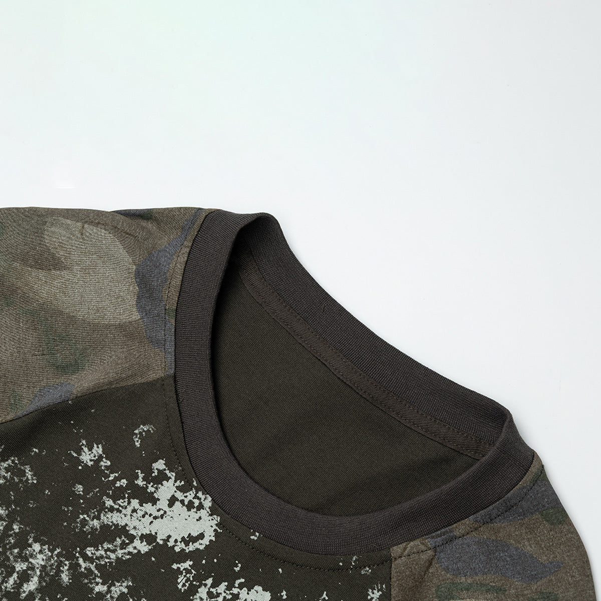 Camo Patchwork Graphic Print Short Sleeve T-Shirt WN25622