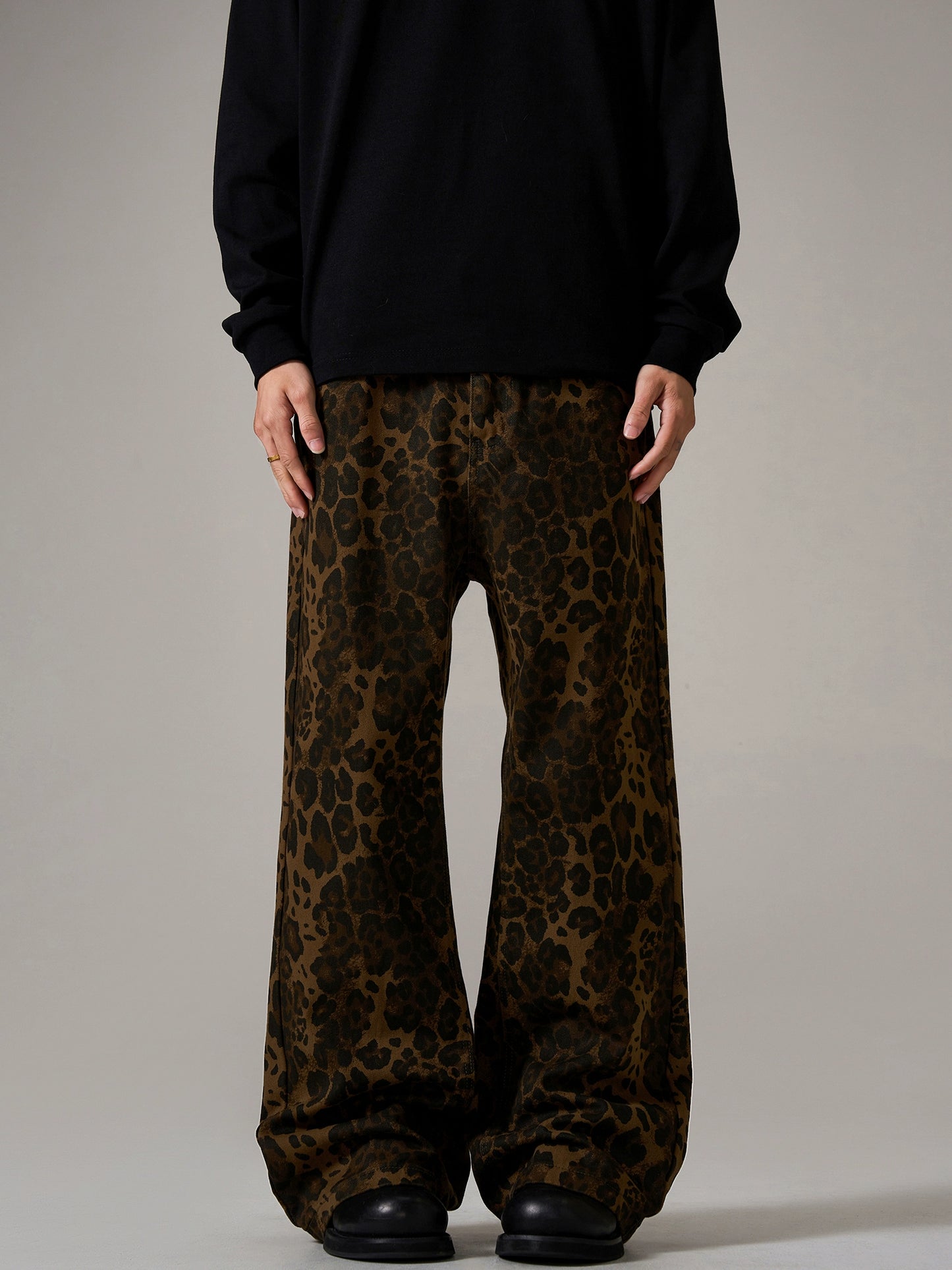 Leopard Print Straight Leg Denim Jeans WN8988