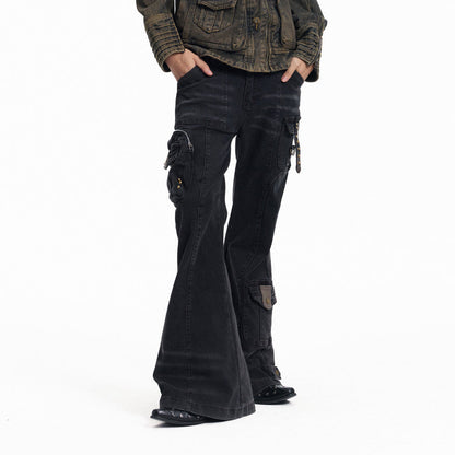 Low-Rise Multi-Pocket Panel Flare Denim Jeans WN27331