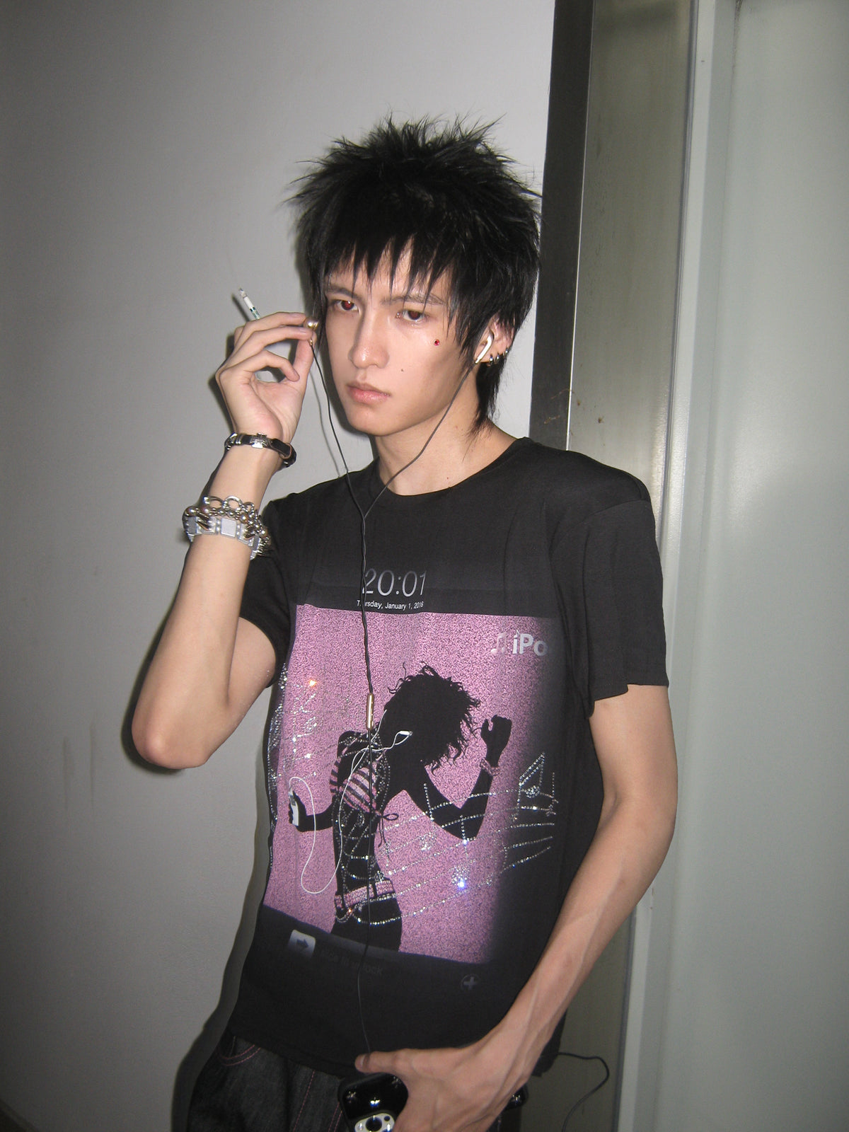 Portrait Graphic Print Short Sleeve T-Shirt WN27202