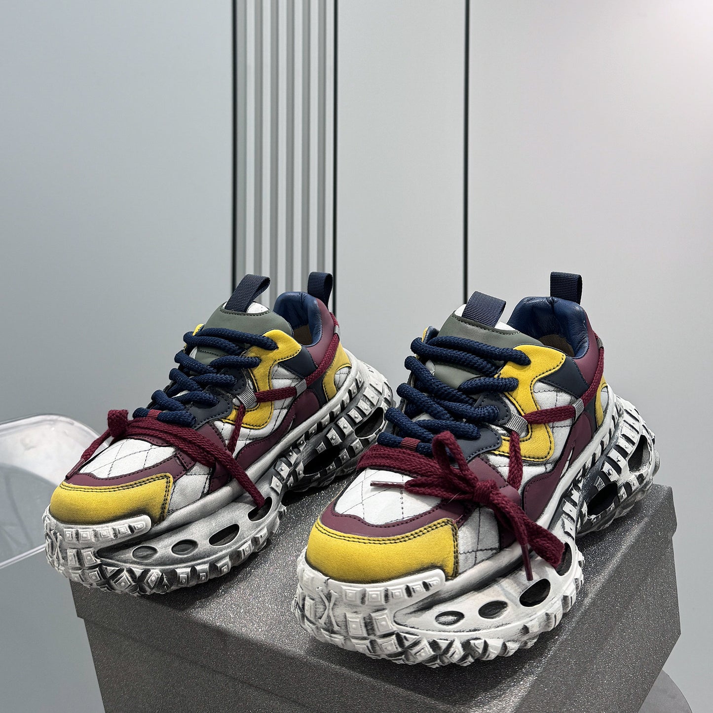 Height-Increasing Dad Sneakers WN24775
