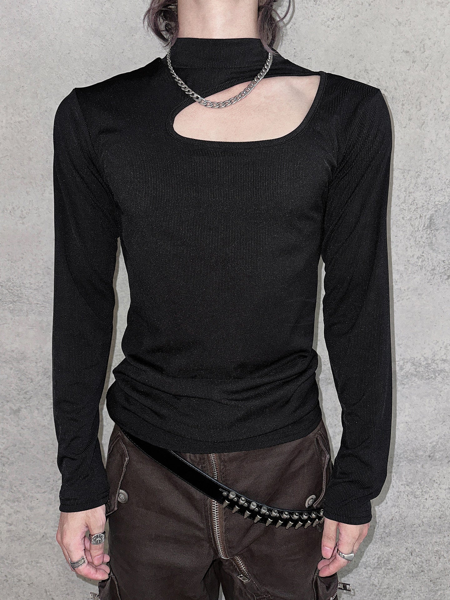 Cut-Out Design Long Sleeve T-Shirt WN25040