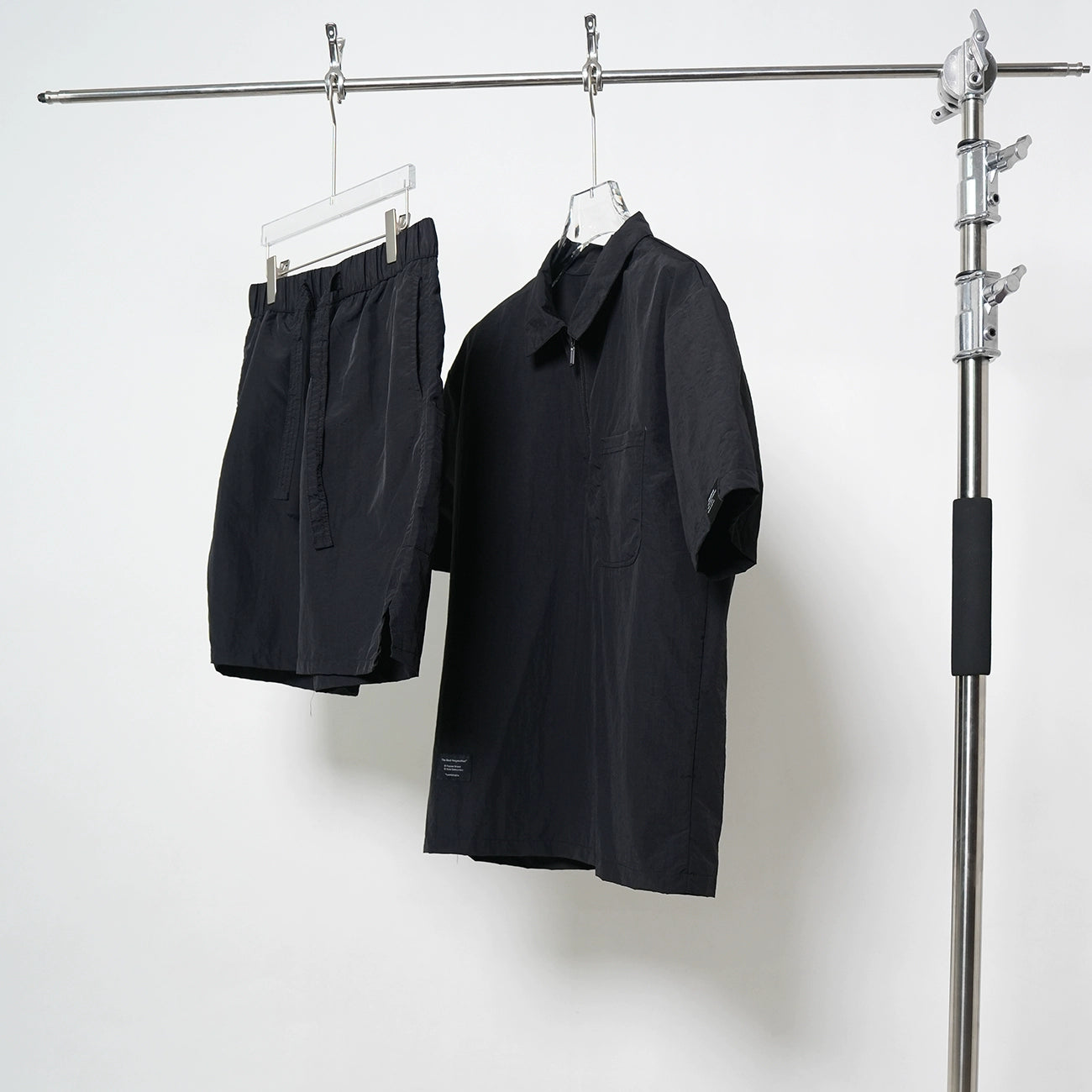 Lightweight Functional Short Sleeve T-Shirt & Quick-Dry Half Pants Setup WN17343