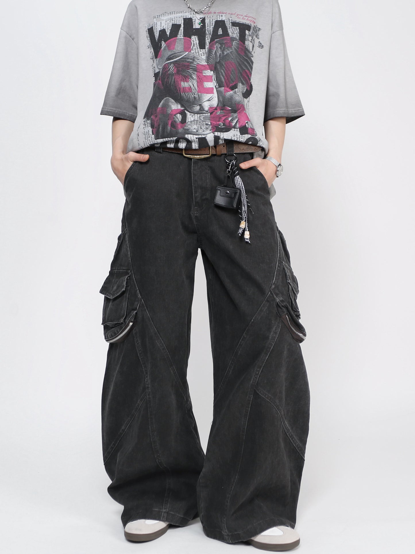Washed Panel Seam Multi Pocket Wide Leg Denim Jeans WN24487