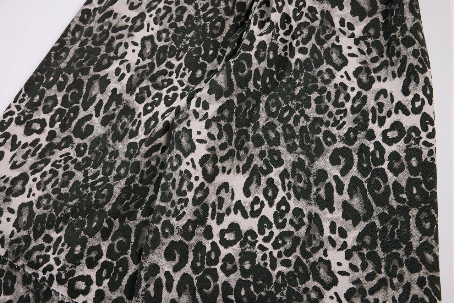 Leopard Print Wide Leg Cargo Pants WN26043