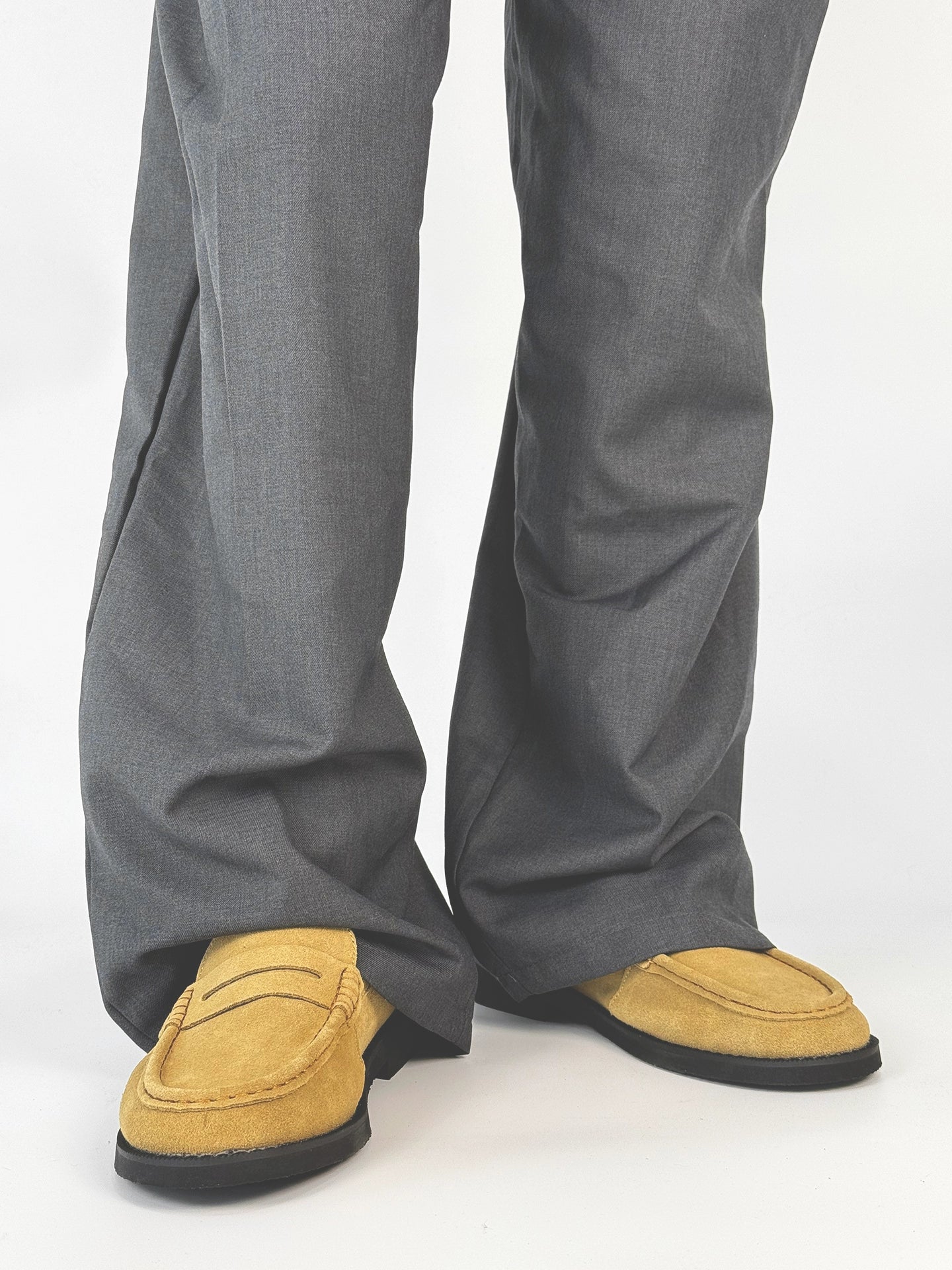 Suede Design Slip-On Coin Loffer WN19174