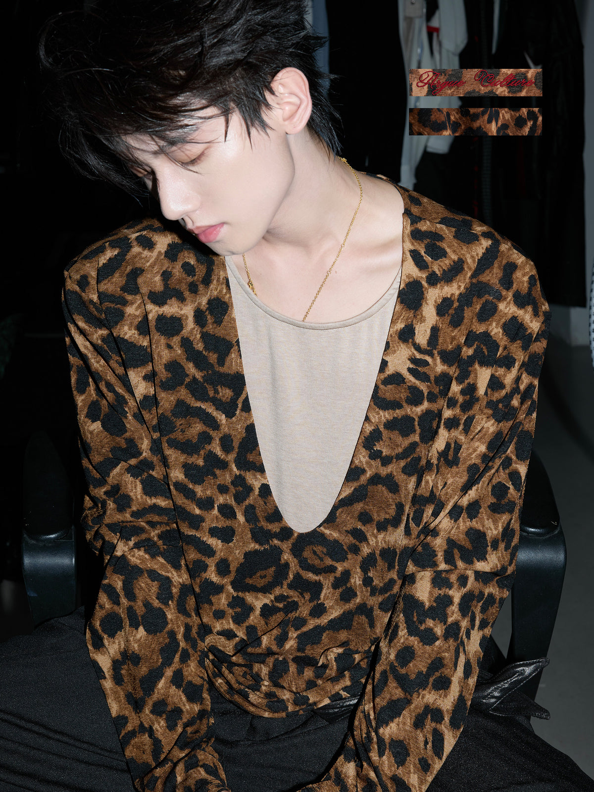 Leopard Print Deep V-Neck Fake Layered Stretch Long Sleeve T-Shirt WN27043