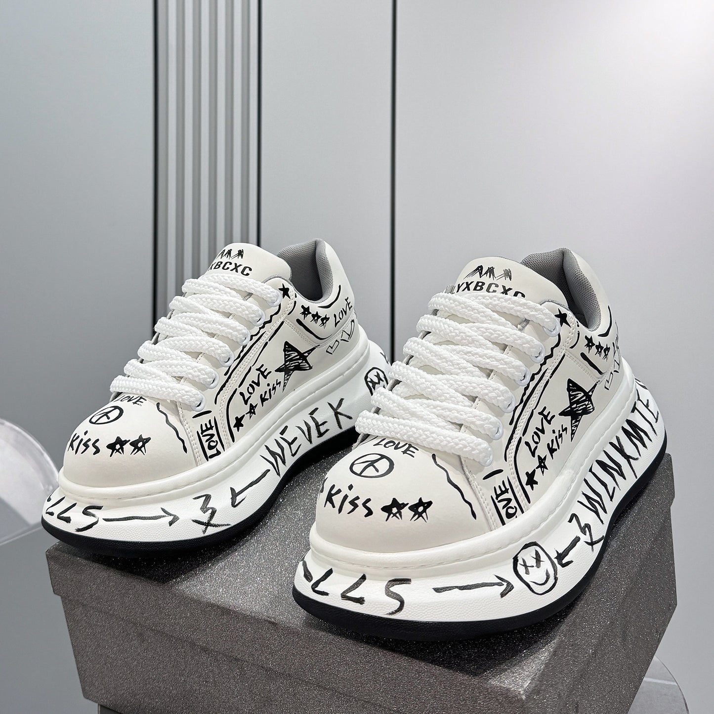 Platform Height Increase Sneakers WN24793
