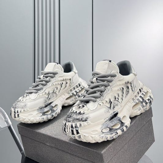 Damage Graffiti Print Chunky Sole Sneakers WN24585