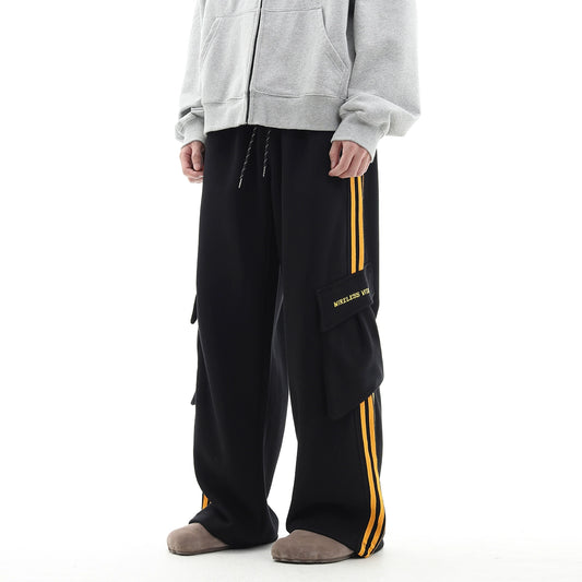 Triple-Stripe Multi-Pocket Wide-Leg Cargo Sweatpants WN10480