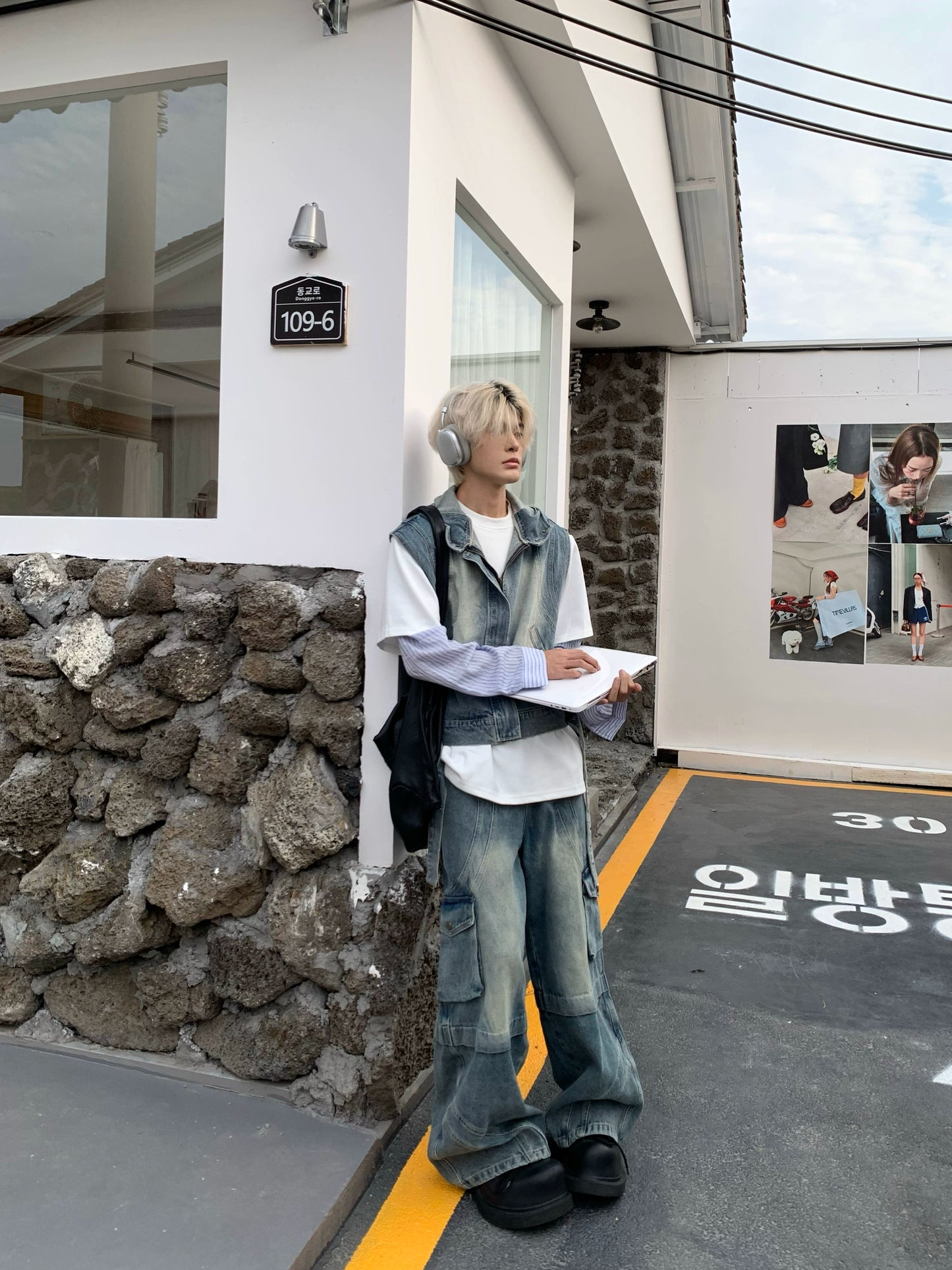 Washed Patchwork Hooded Denim Vest & Cargo Denim Jeans Setup WN19774